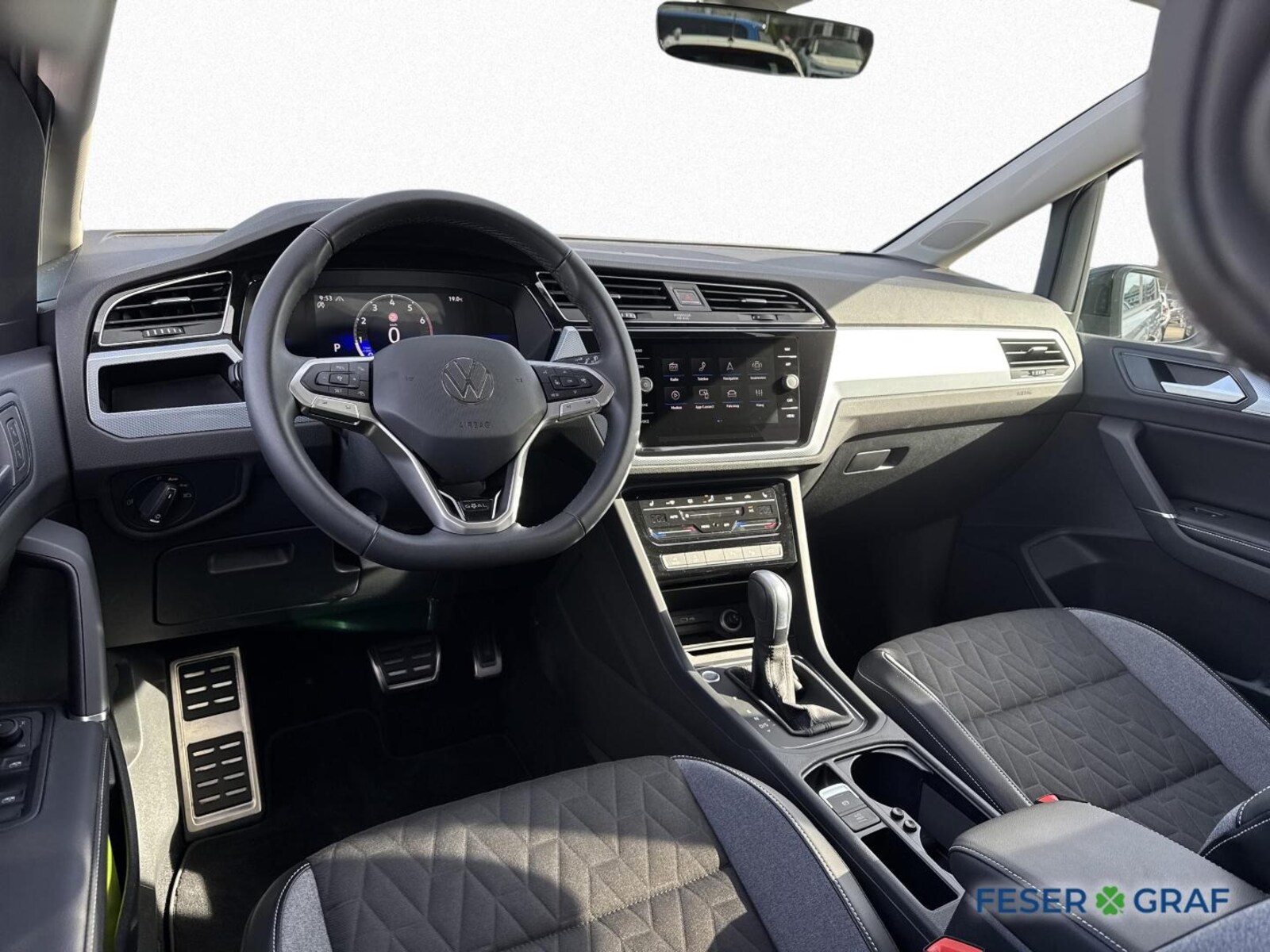 Volkswagen Touran – Bild 9