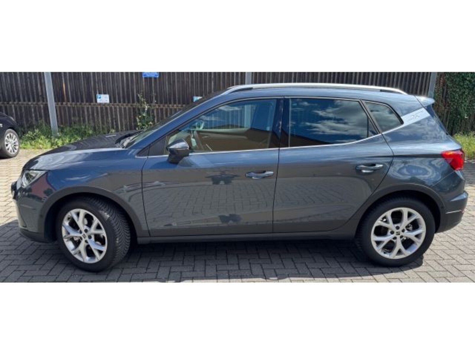 SEAT Arona – Bild 2