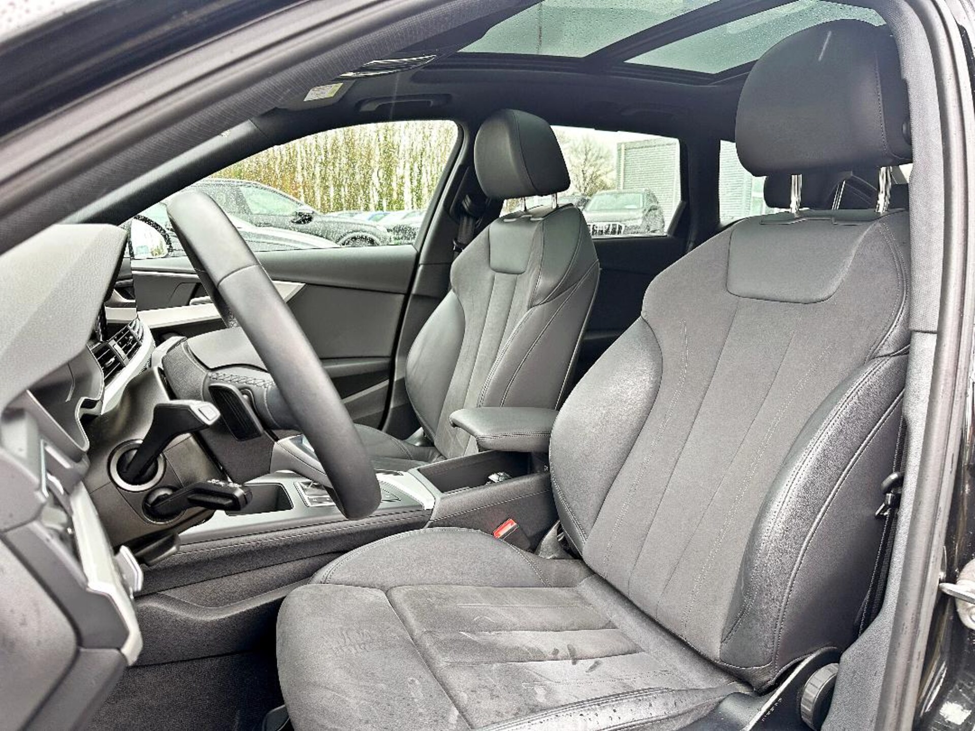 Audi A4 Avant S line