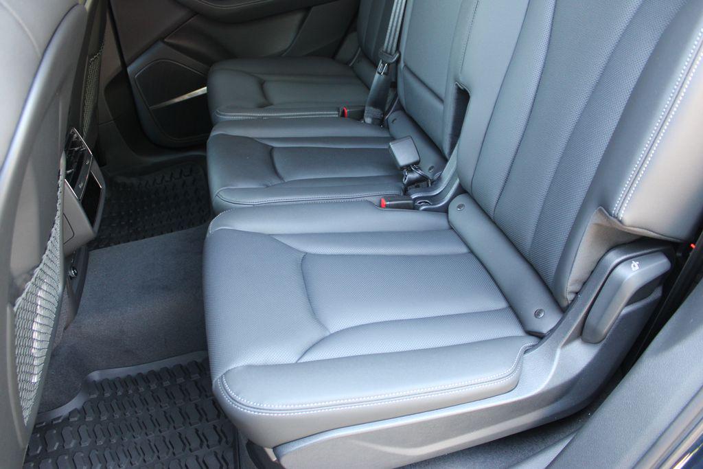 2025 Audi Q7 Premium Plus - Photo 25