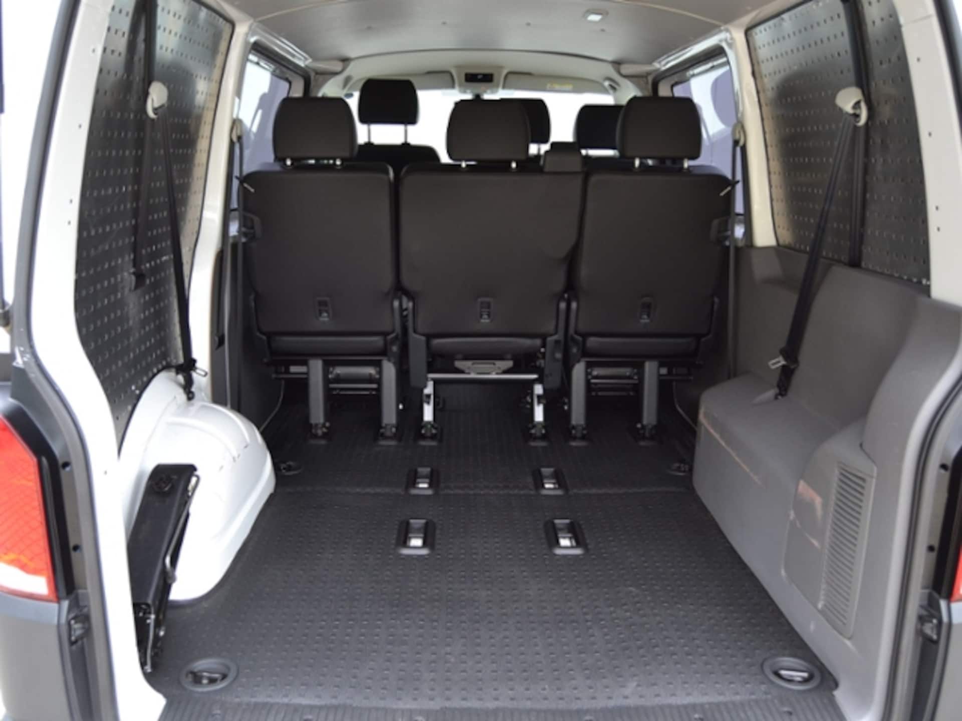 Volkswagen T6.1 Transporter Kombi kurzer Radstand