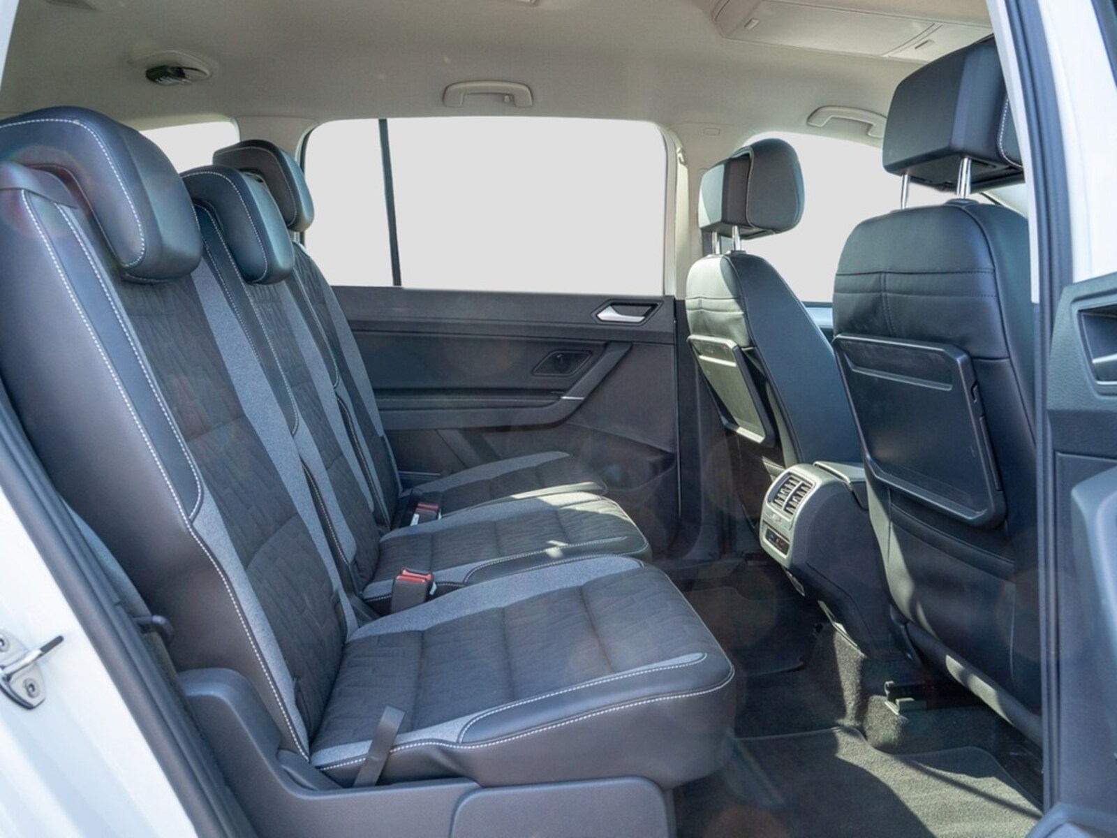 Volkswagen Touran – Bild 9