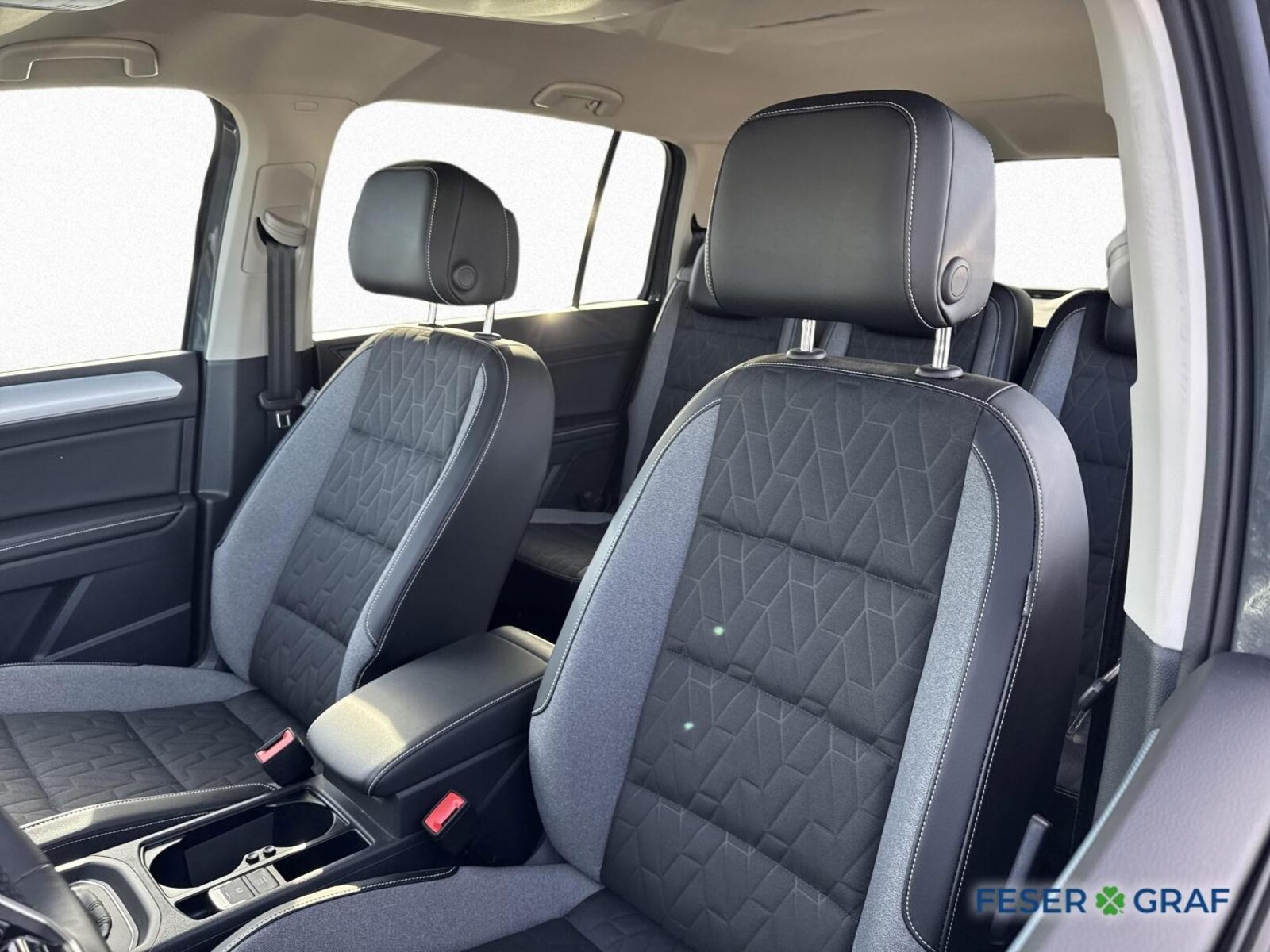 Volkswagen Touran – Bild 10