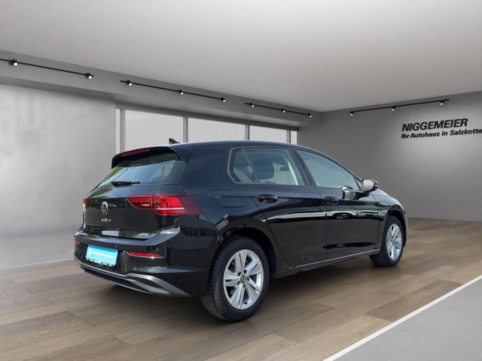 Volkswagen Golf Life