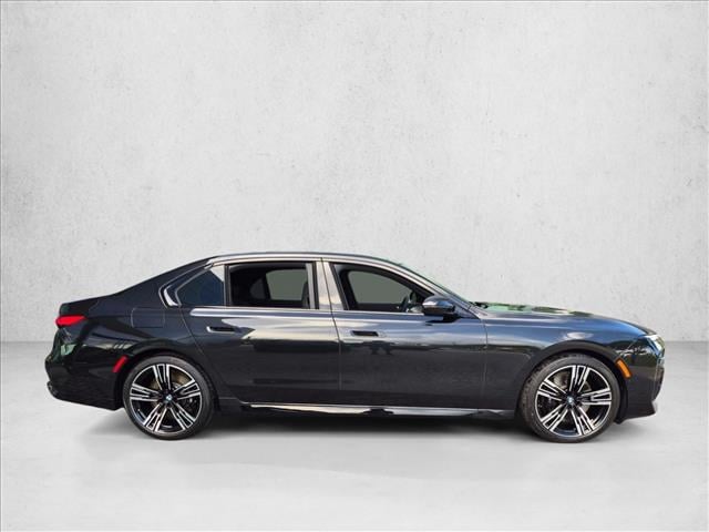 2023 BMW 760