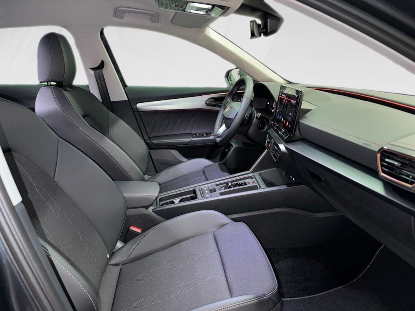 CUPRA Formentor 1.5 TSI DSG 110 kW (150 CV) — photo 5