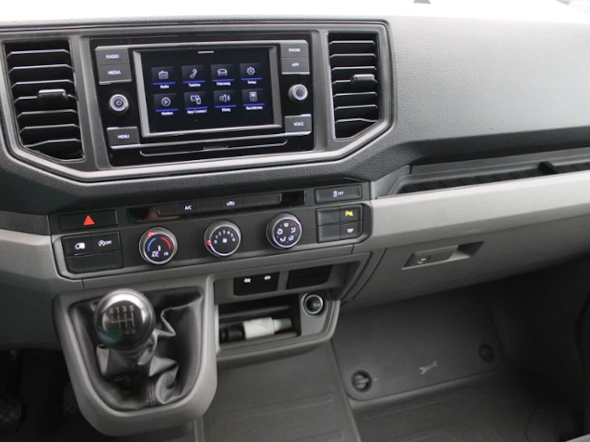 Volkswagen Crafter Kasten langer Radstand