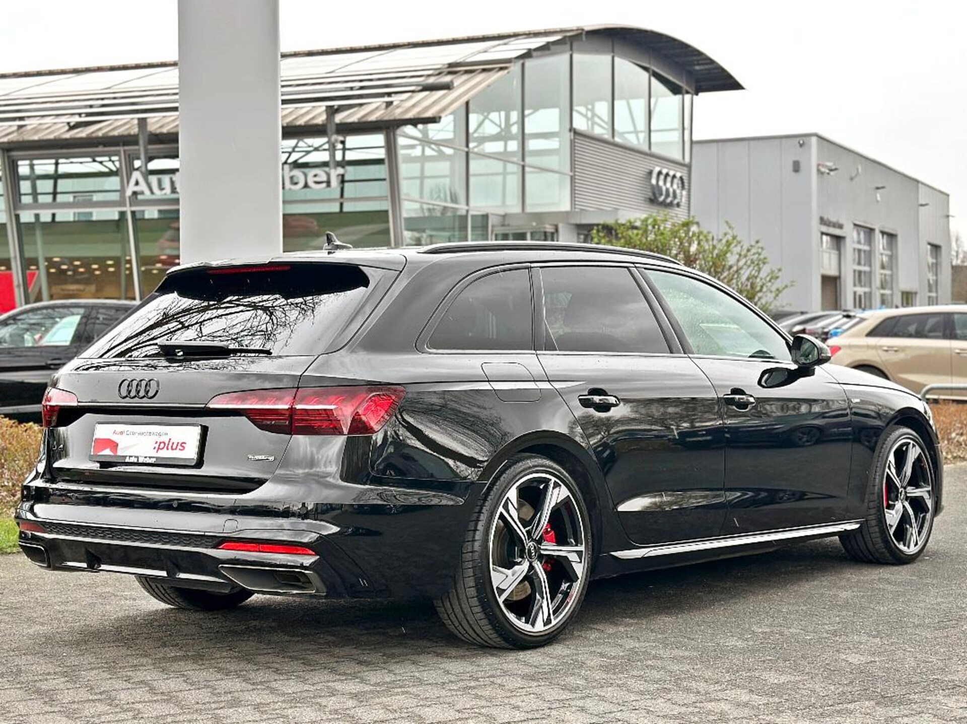 Audi A4 Avant S line