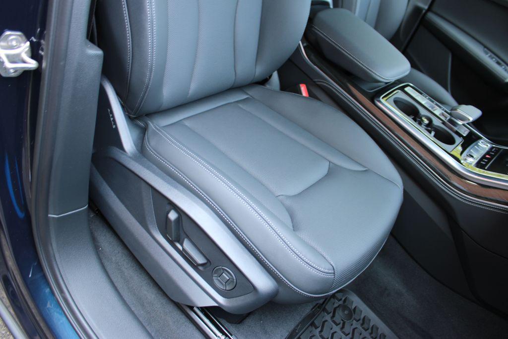 2025 Audi Q7 Premium Plus - Photo 27