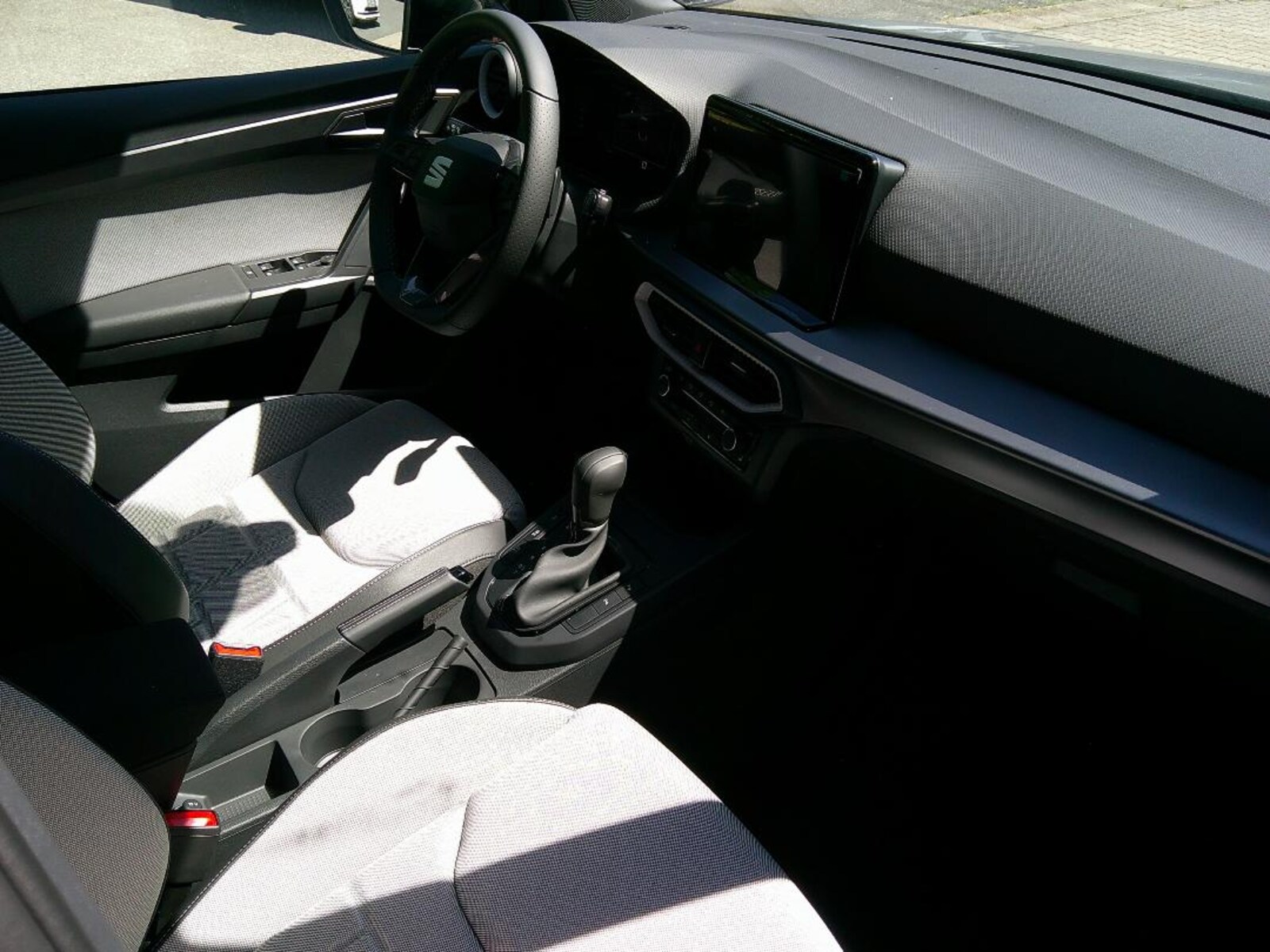 SEAT Arona – Bild 12