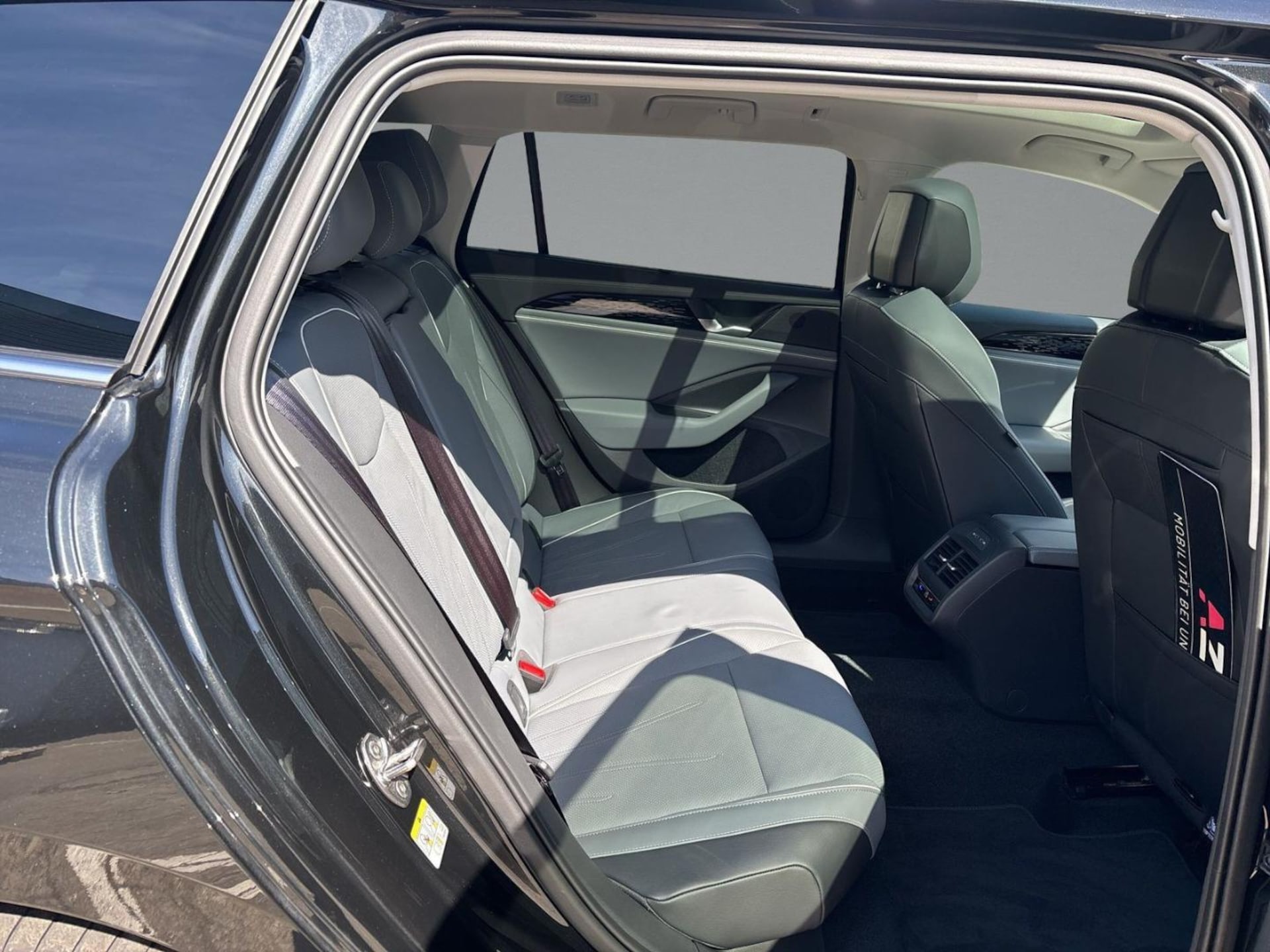 Volkswagen Passat Elegance