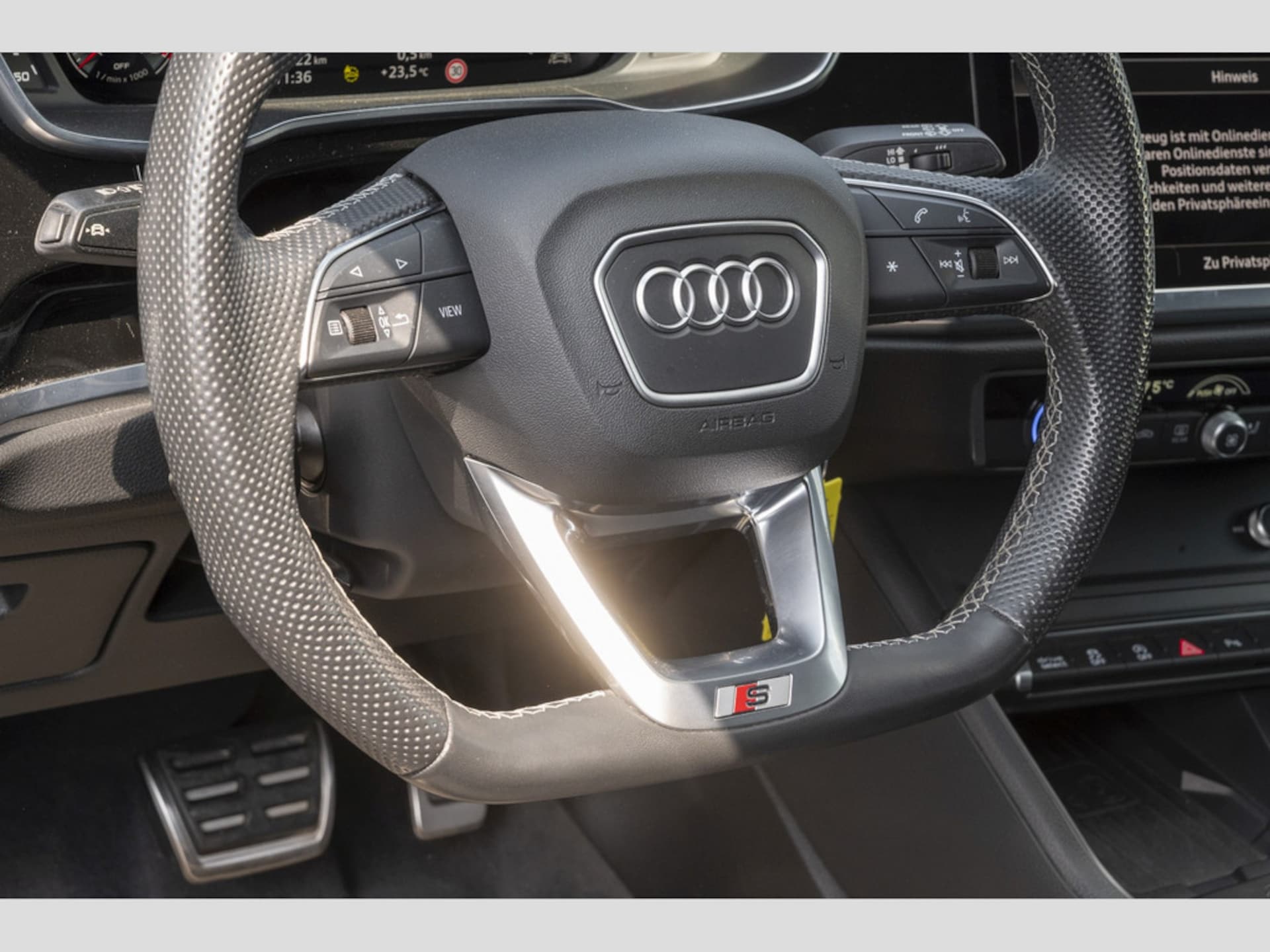 Audi Q3 Sportback S line