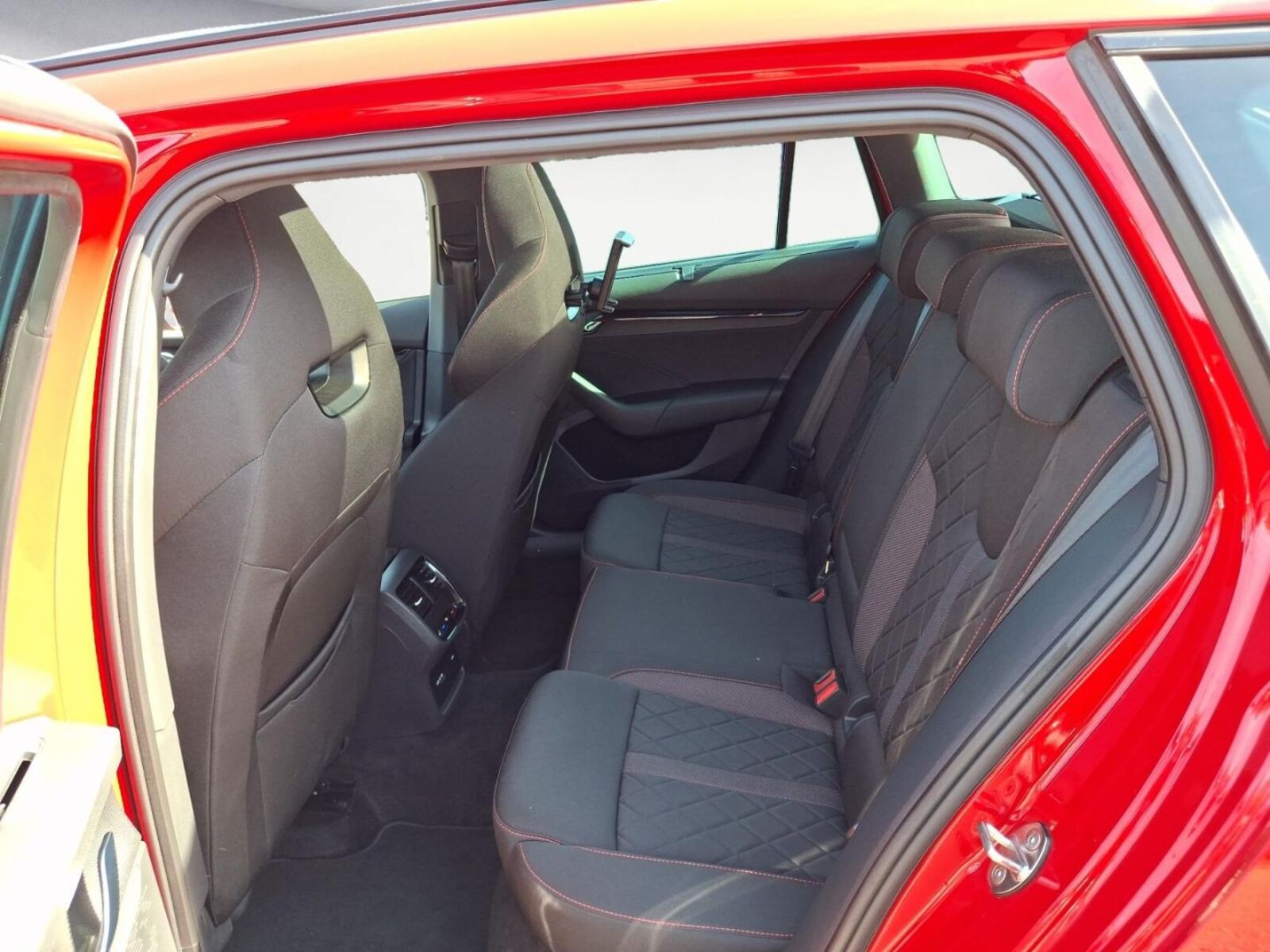 Škoda Octavia Combi – Bild 14