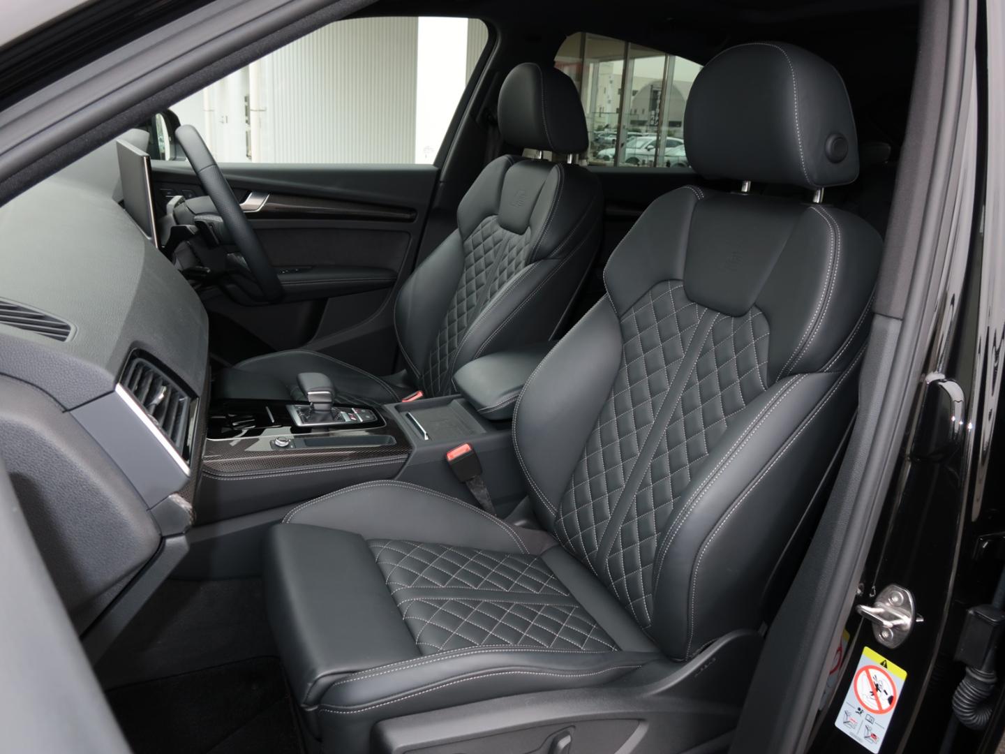 Audi SQ5 Sportback SQ5 Sportback TFSI 260(354) kW(PS) tiptronic for more details contact your dealer