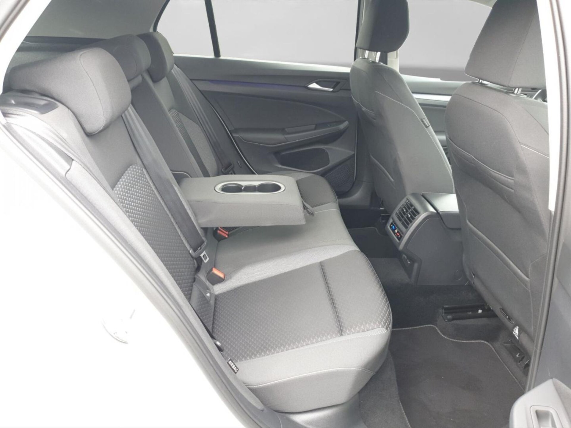 Volkswagen Golf Active