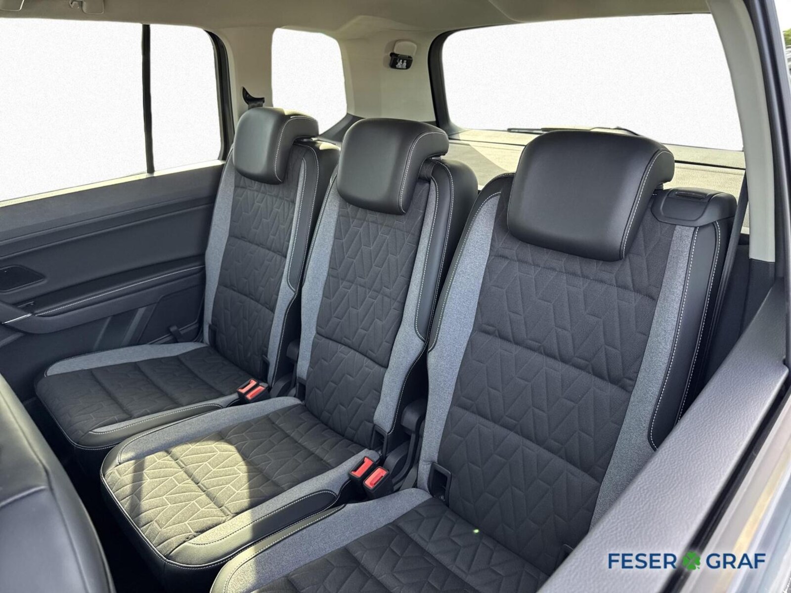 Volkswagen Touran – Bild 12