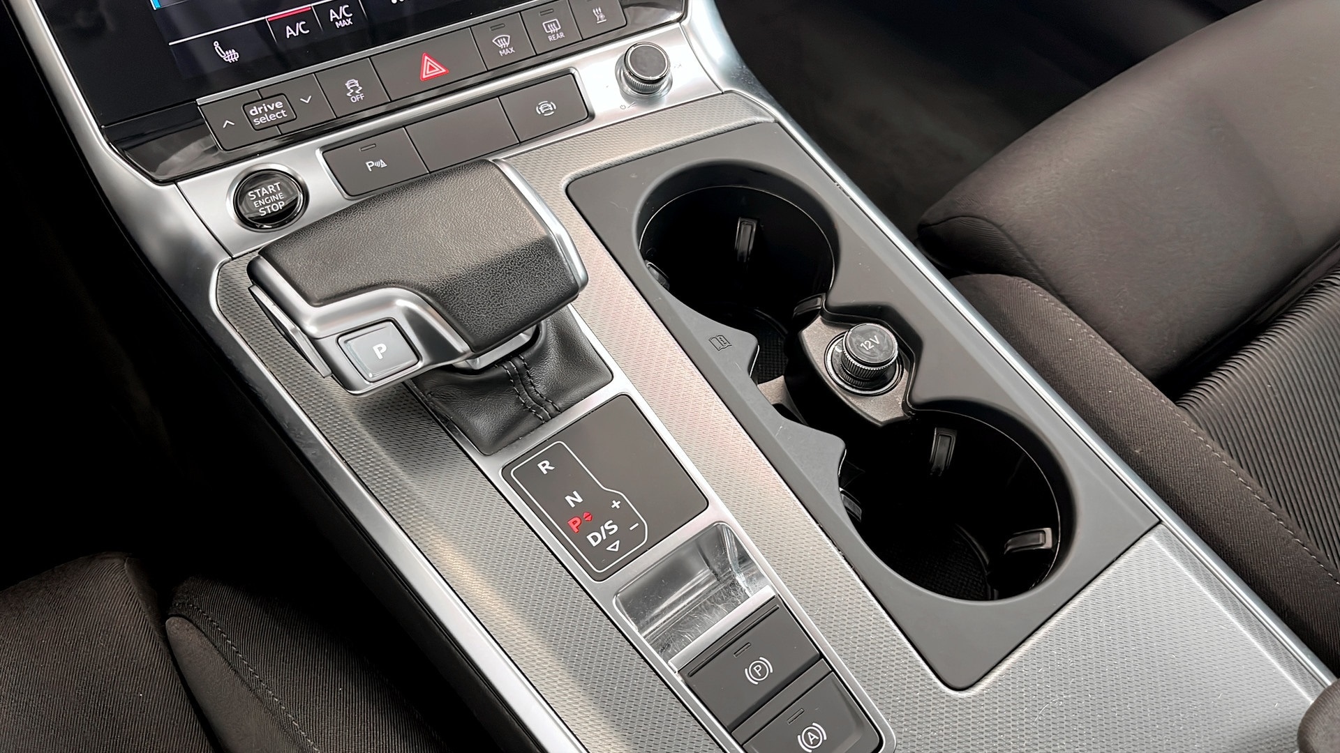 Bild som visar Audi A6 Avant A6 Avant 40 TDI quattro Proline Sport 204 hk S tronic - för mer information kontakta din Audi Partner