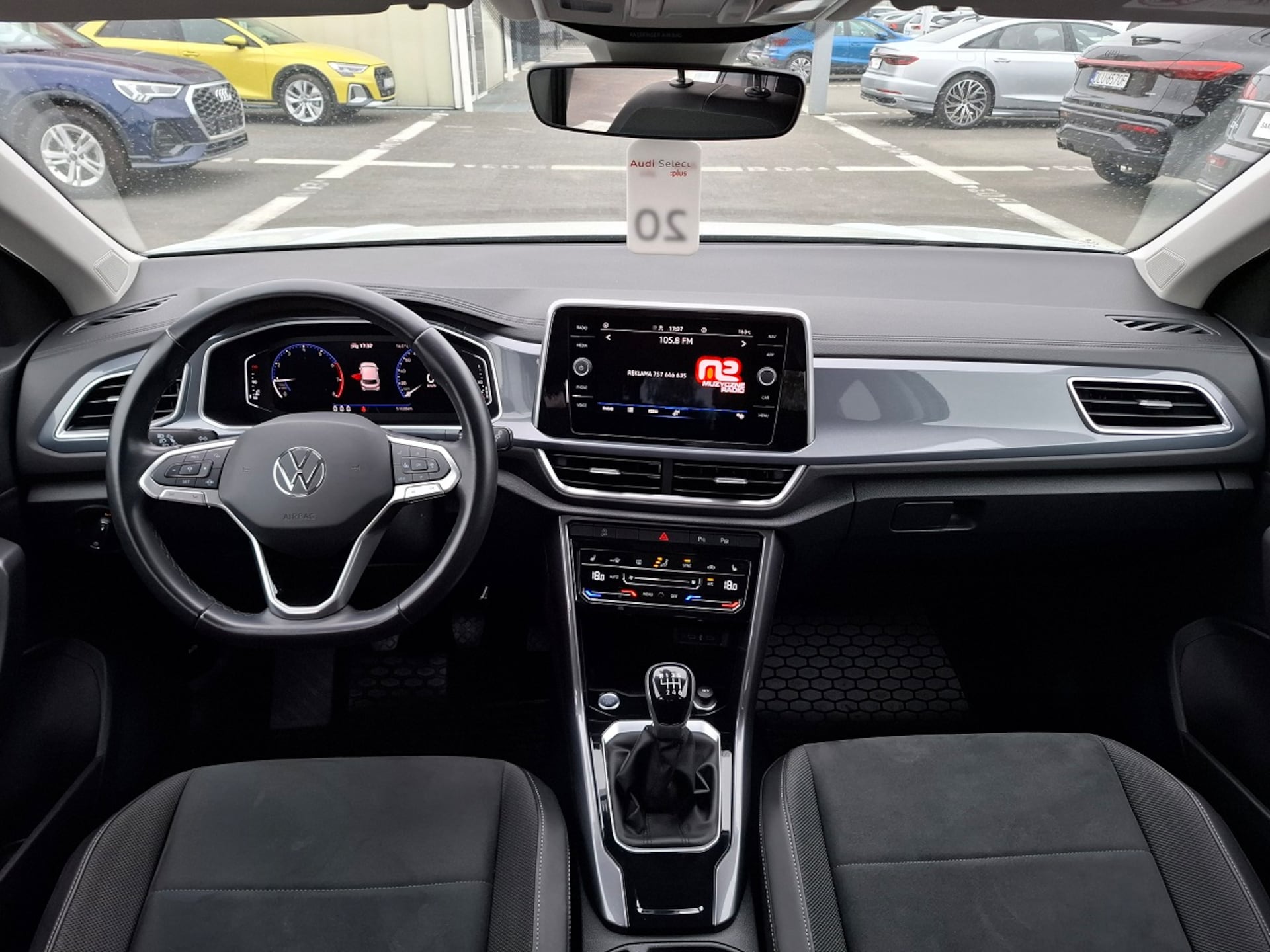 Volkswagen T-Roc Style