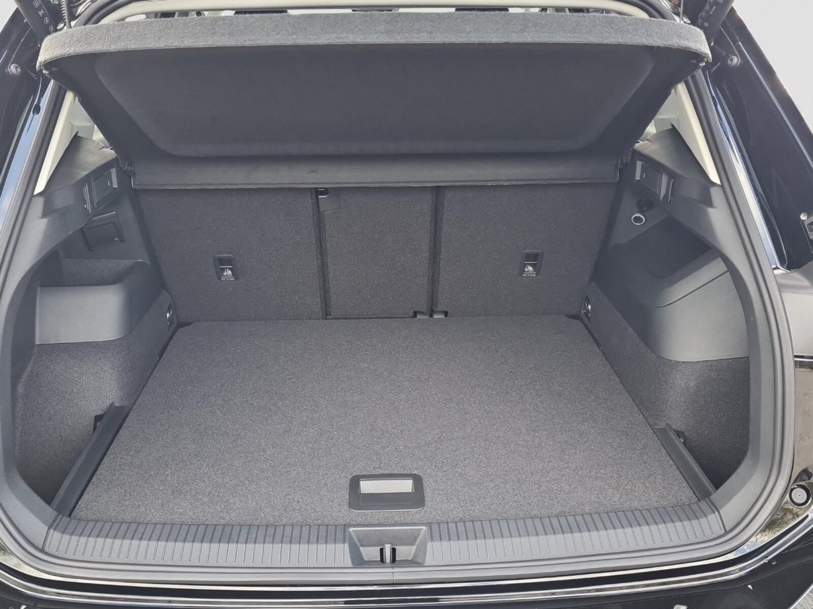 Volkswagen Tiguan – Bild 13