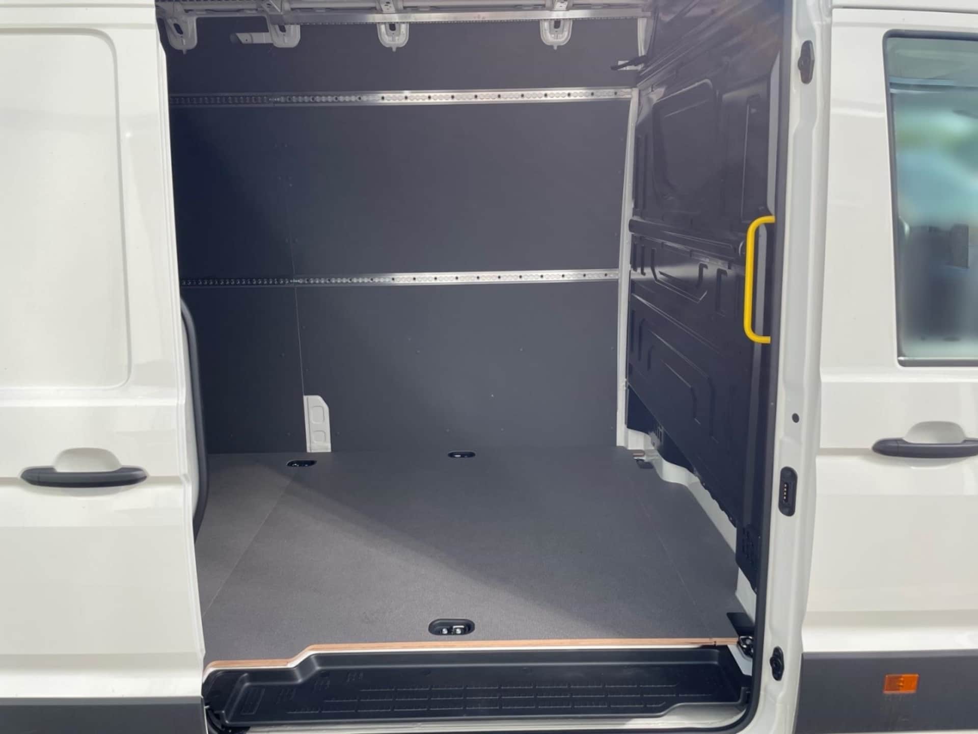 Volkswagen Crafter Kasten langer Radstand