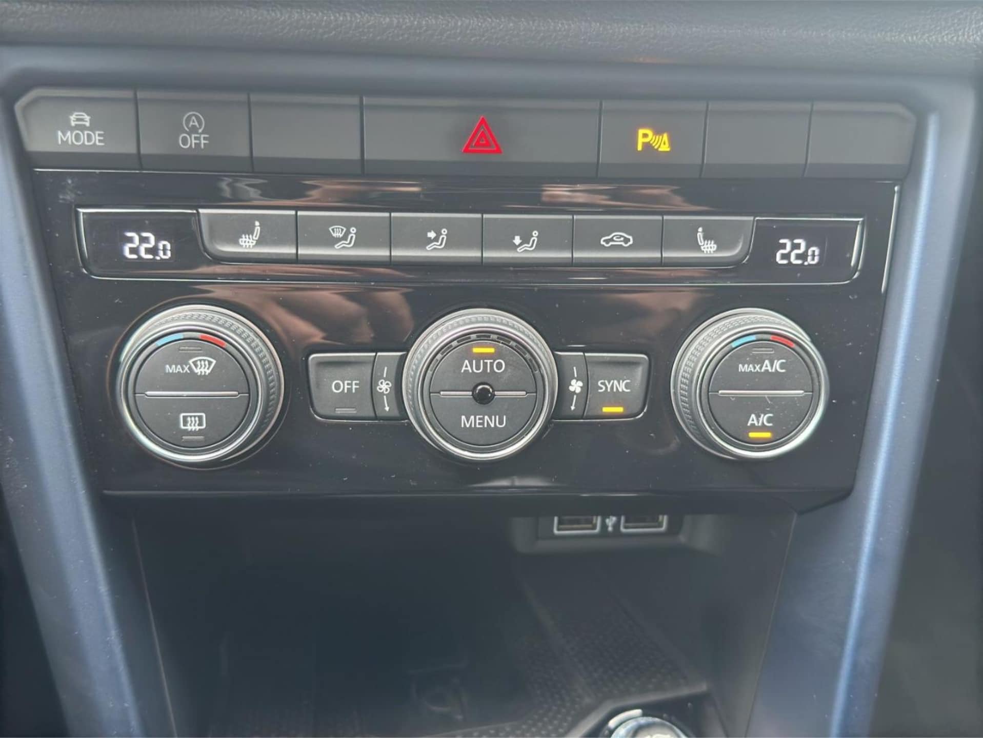 Volkswagen T-Roc United