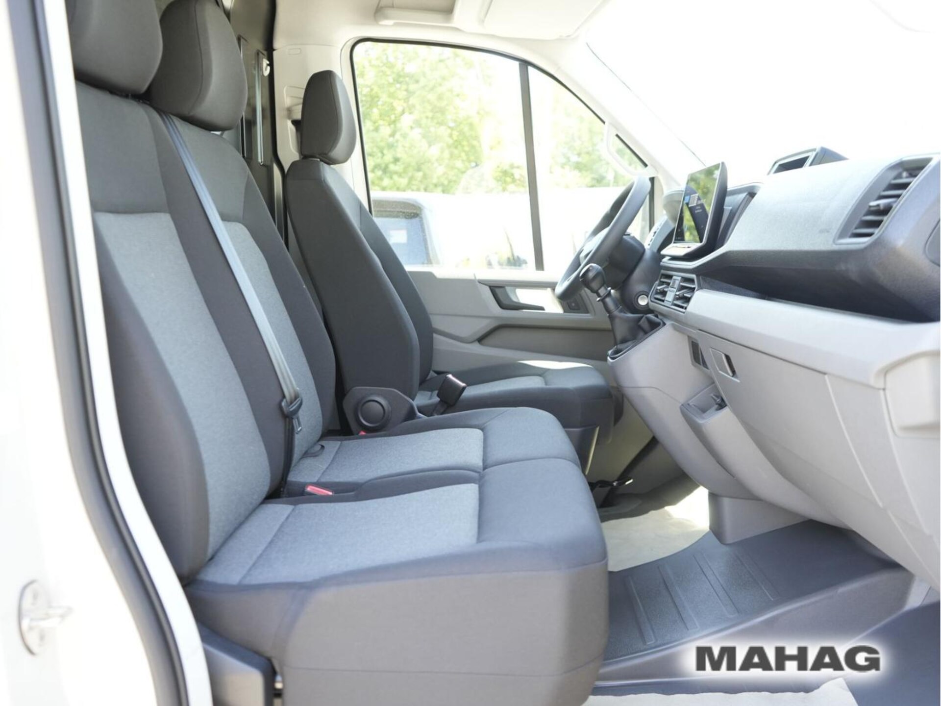 Volkswagen Crafter Kasten langer Radstand