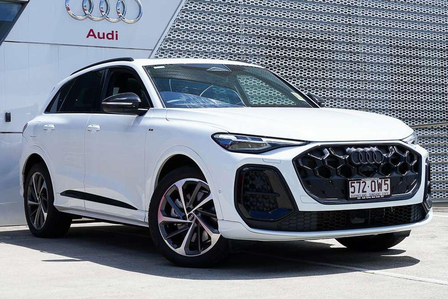 Image about Audi Q5 SUV TDI quattro 150 kW sport