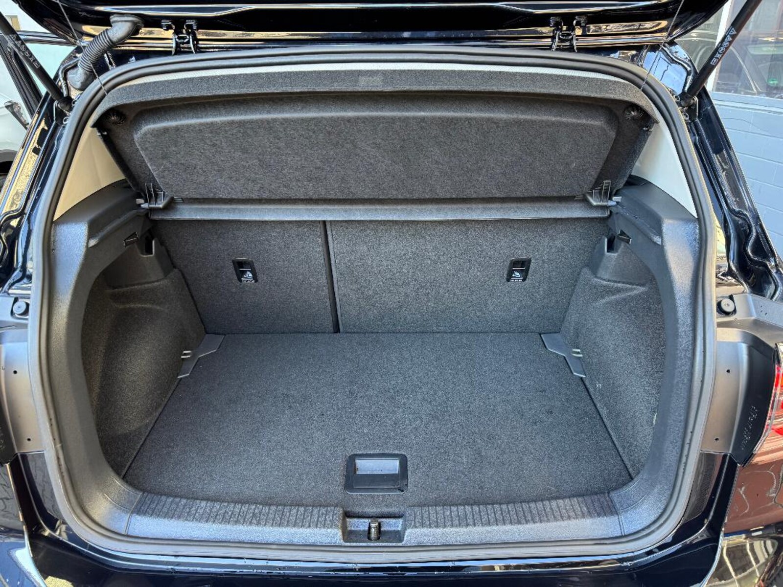Volkswagen T-Cross – Bild 10