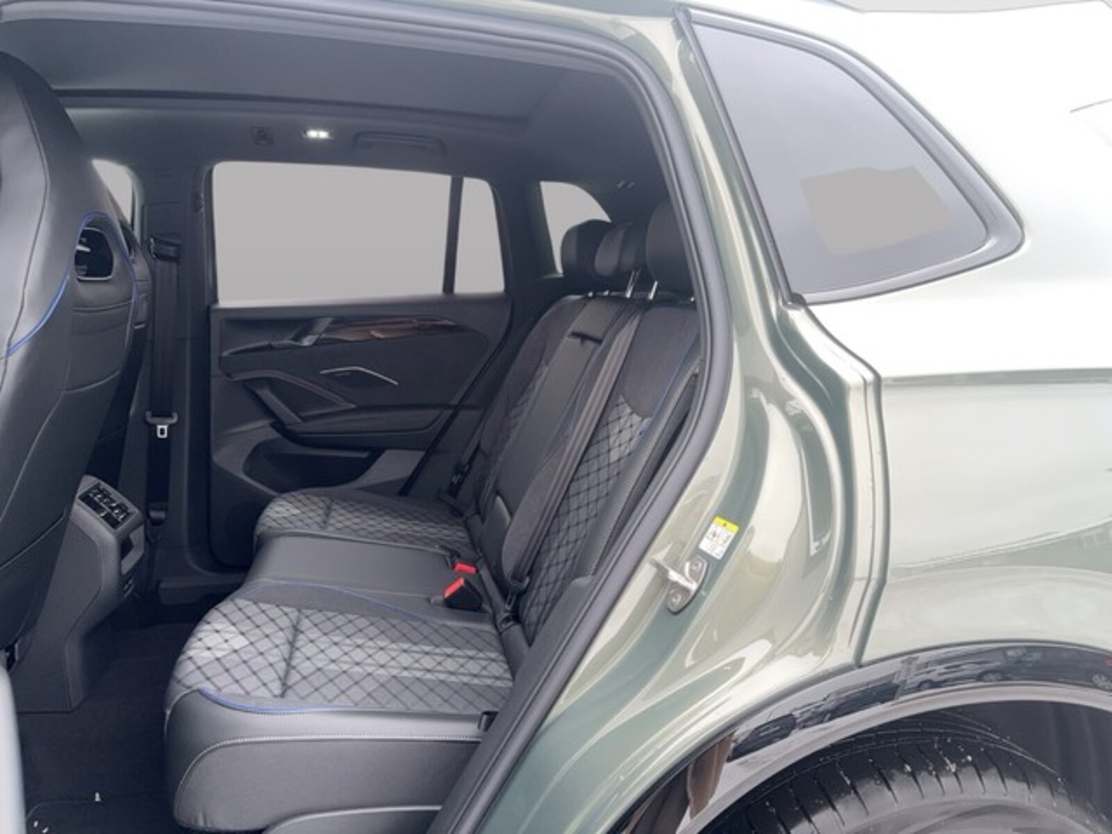 Volkswagen Tiguan – Bild 11