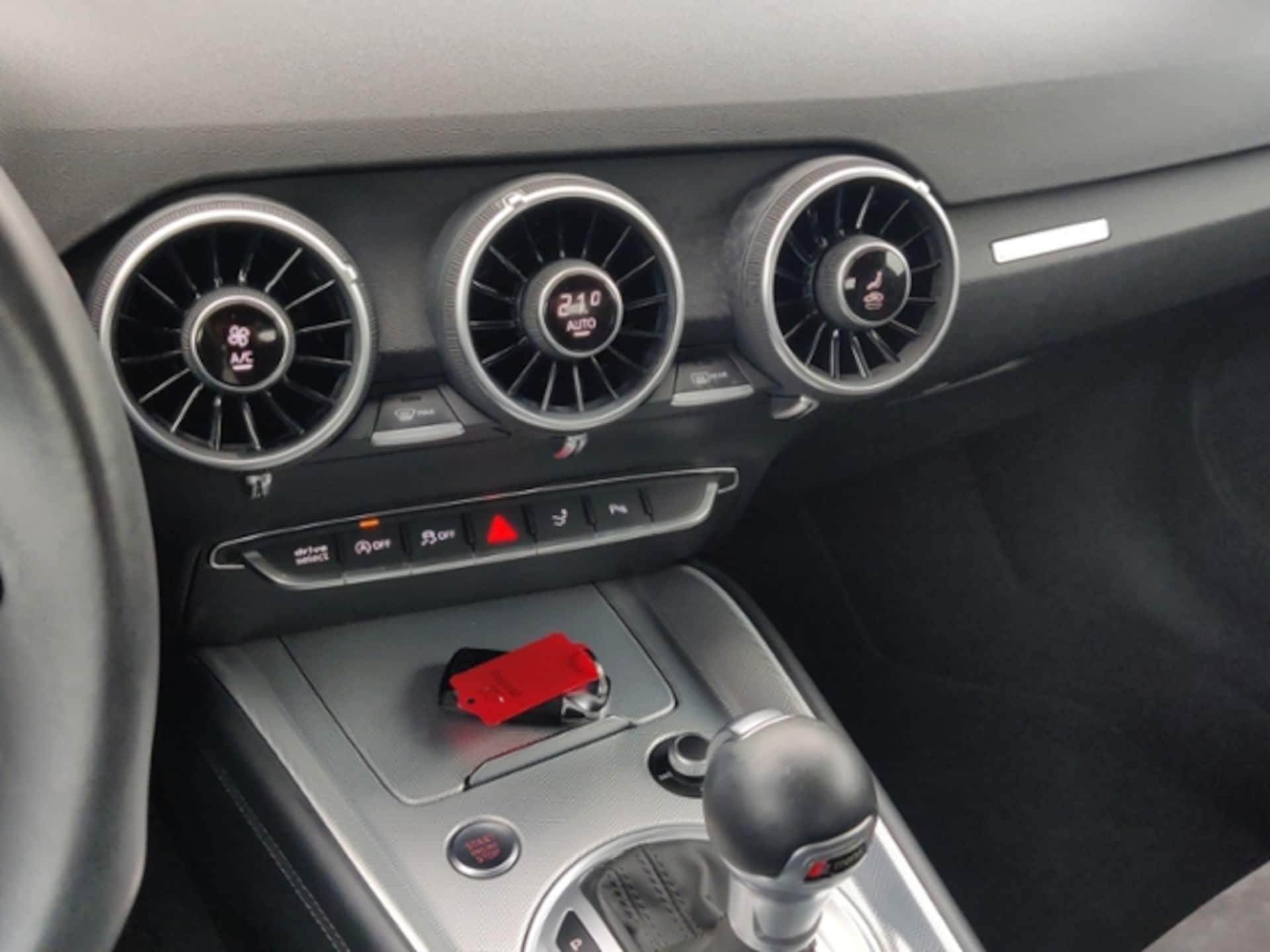 Audi TT Roadster