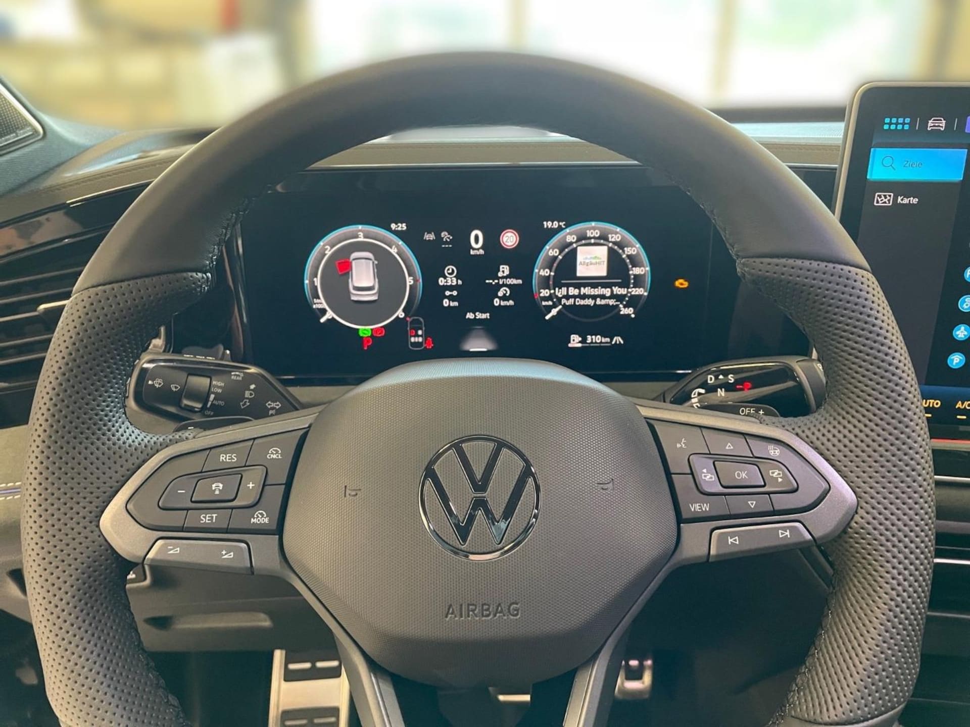 Volkswagen Tiguan R-Line