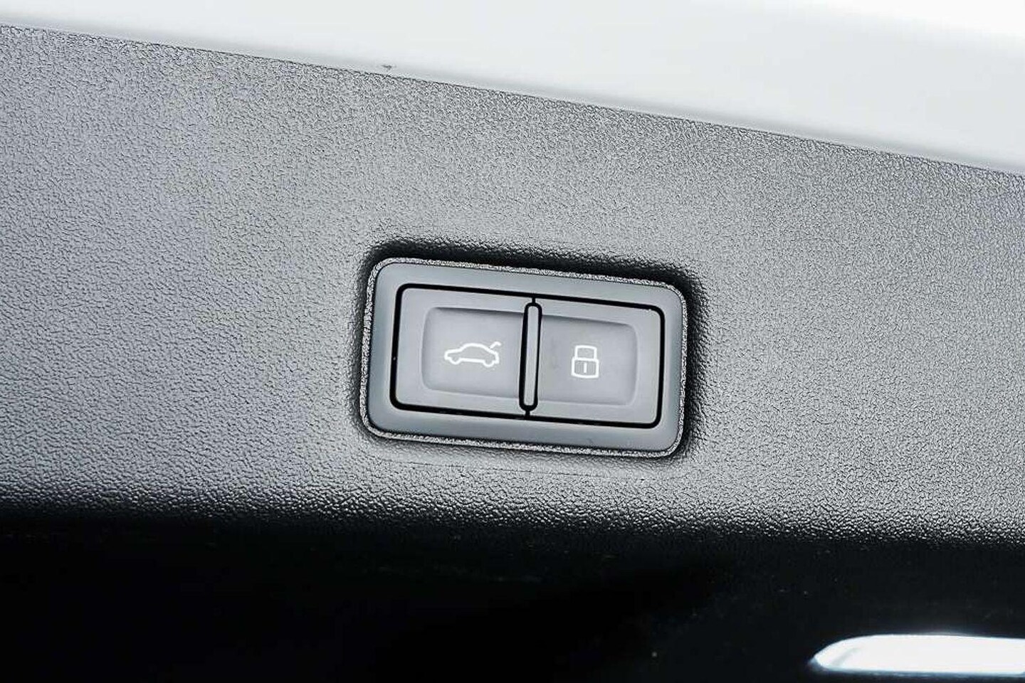 Image about Audi Q5 SUV TDI quattro 150 kW sport