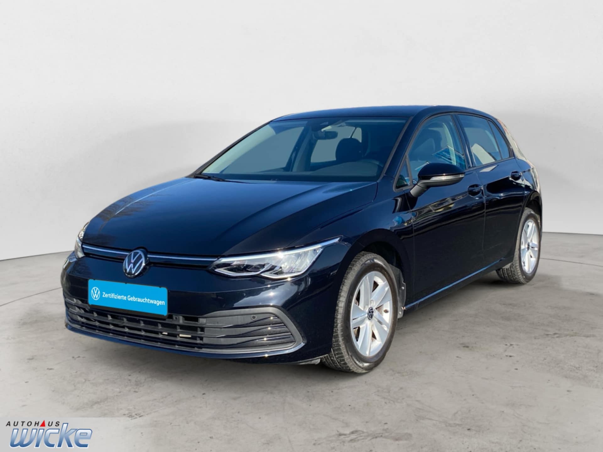 Volkswagen Golf Life