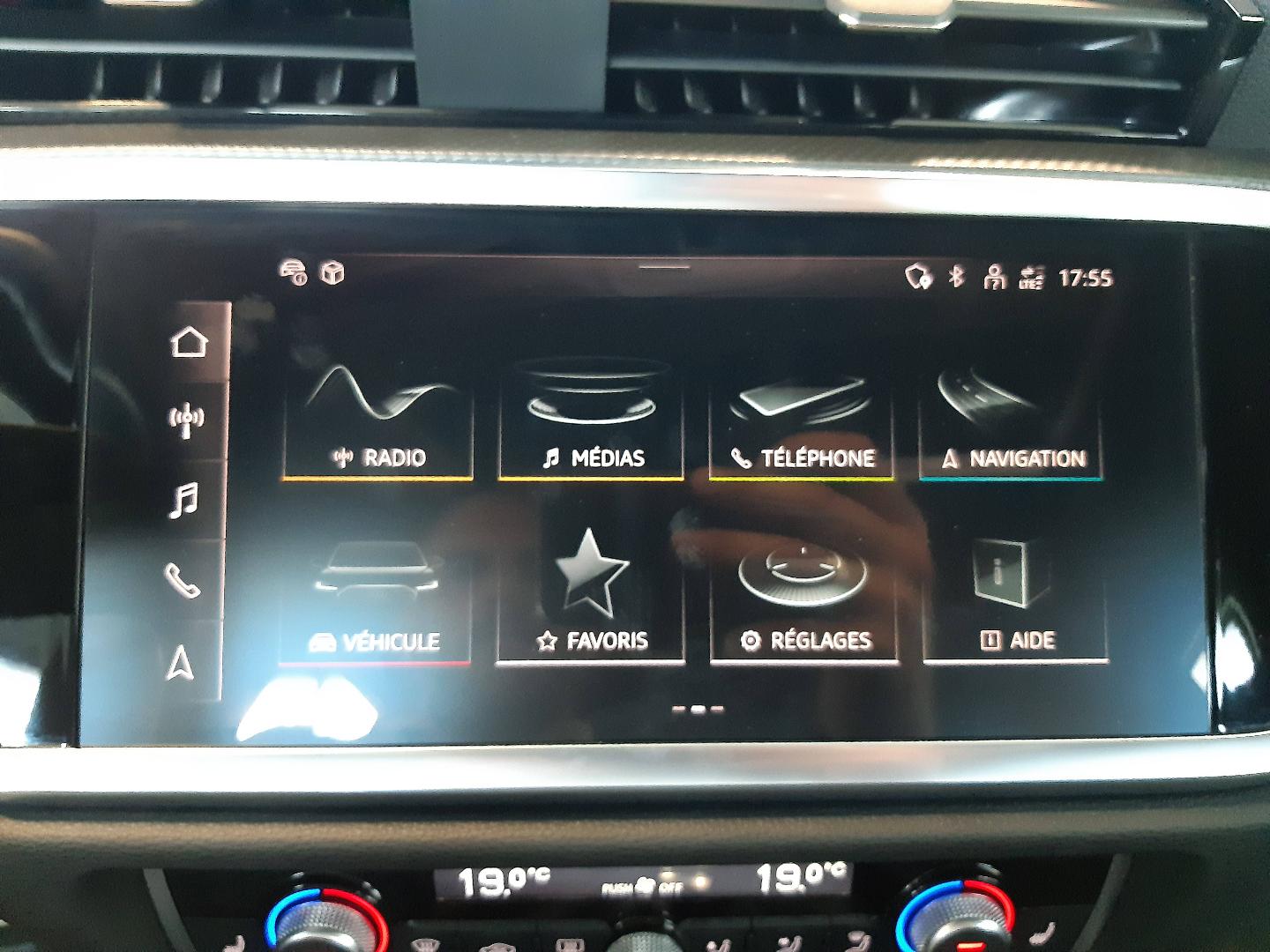 Image about Audi Q3 S line 35 TFSI 110 kW (150 ch) S tronic