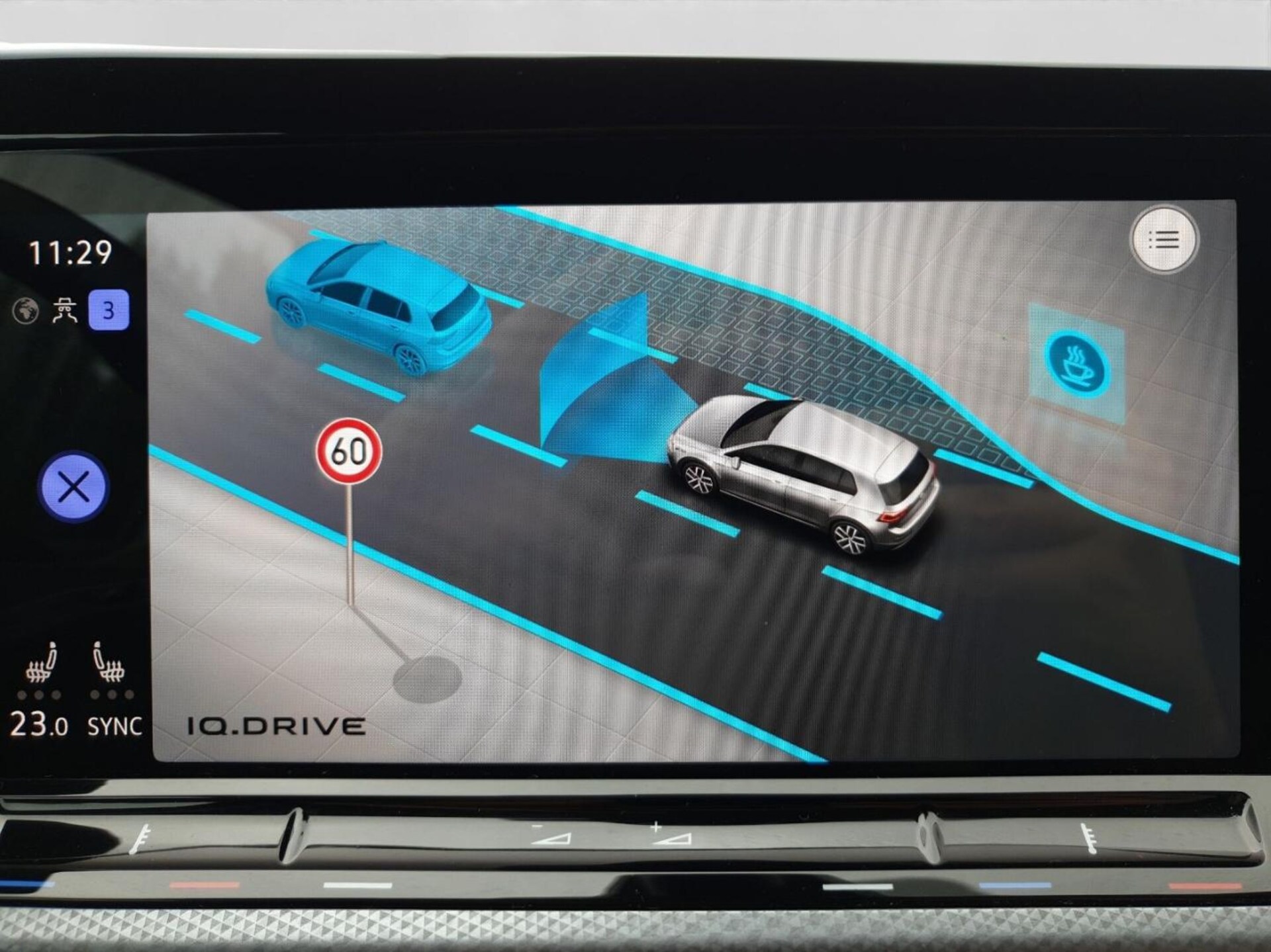 Volkswagen Golf Active