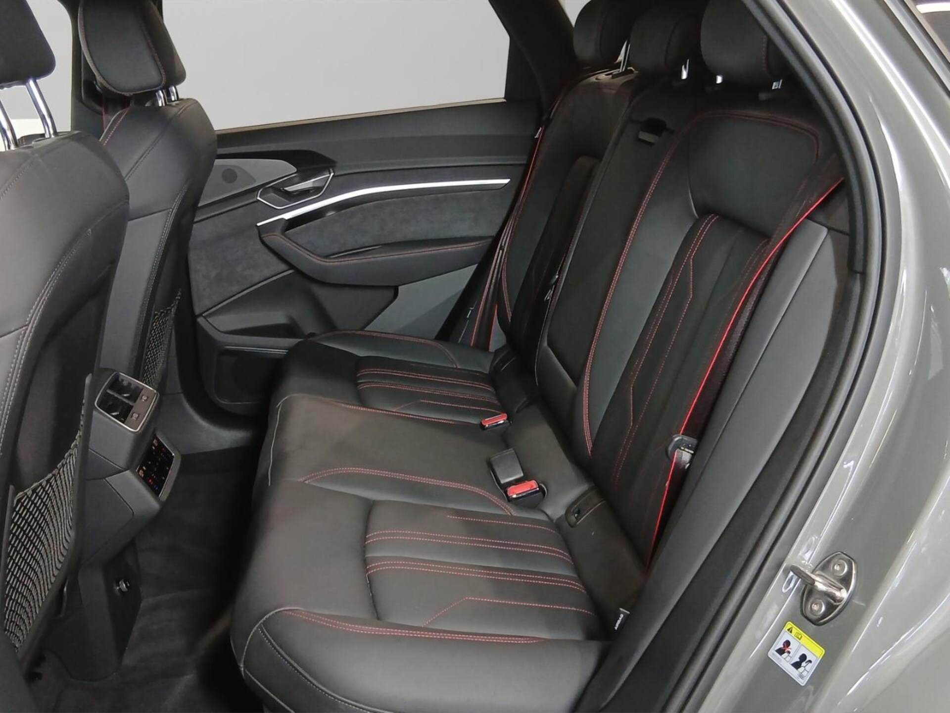Audi Q8 e-tron S line
