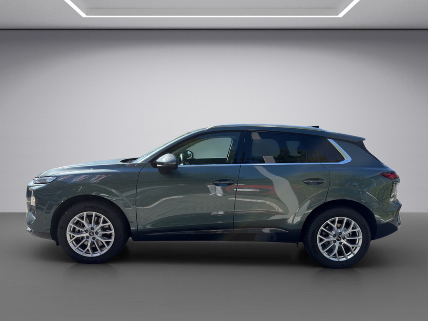 Bild über Audi Q3 SUV TDI 110 kW S tronic - für weitere Informationen kontaktieren Sie den Audi Partner