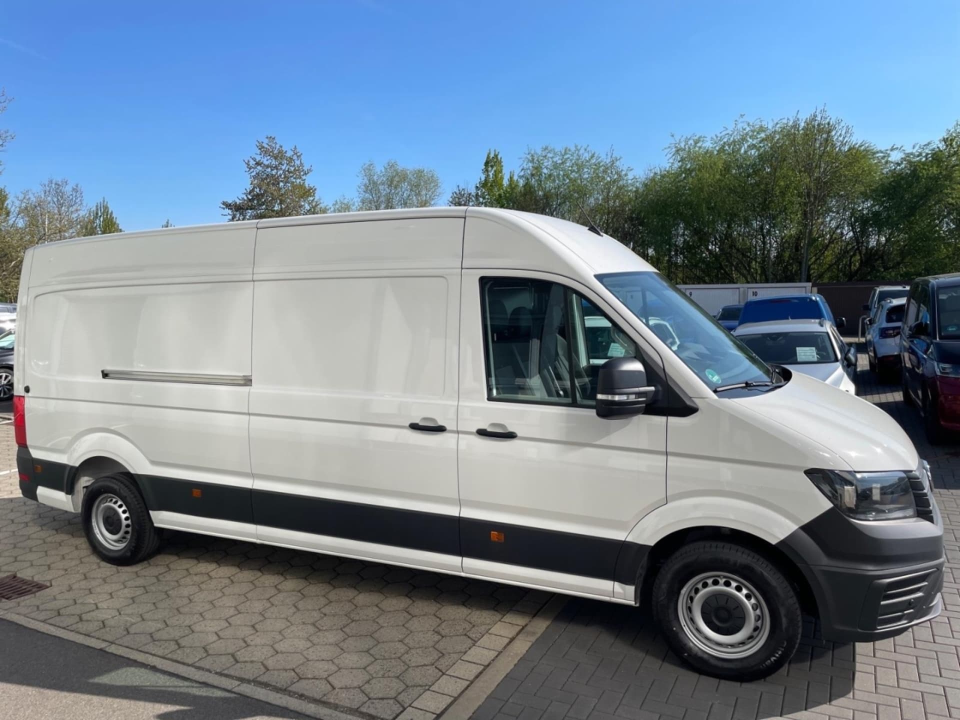 Volkswagen Crafter Kasten langer Radstand
