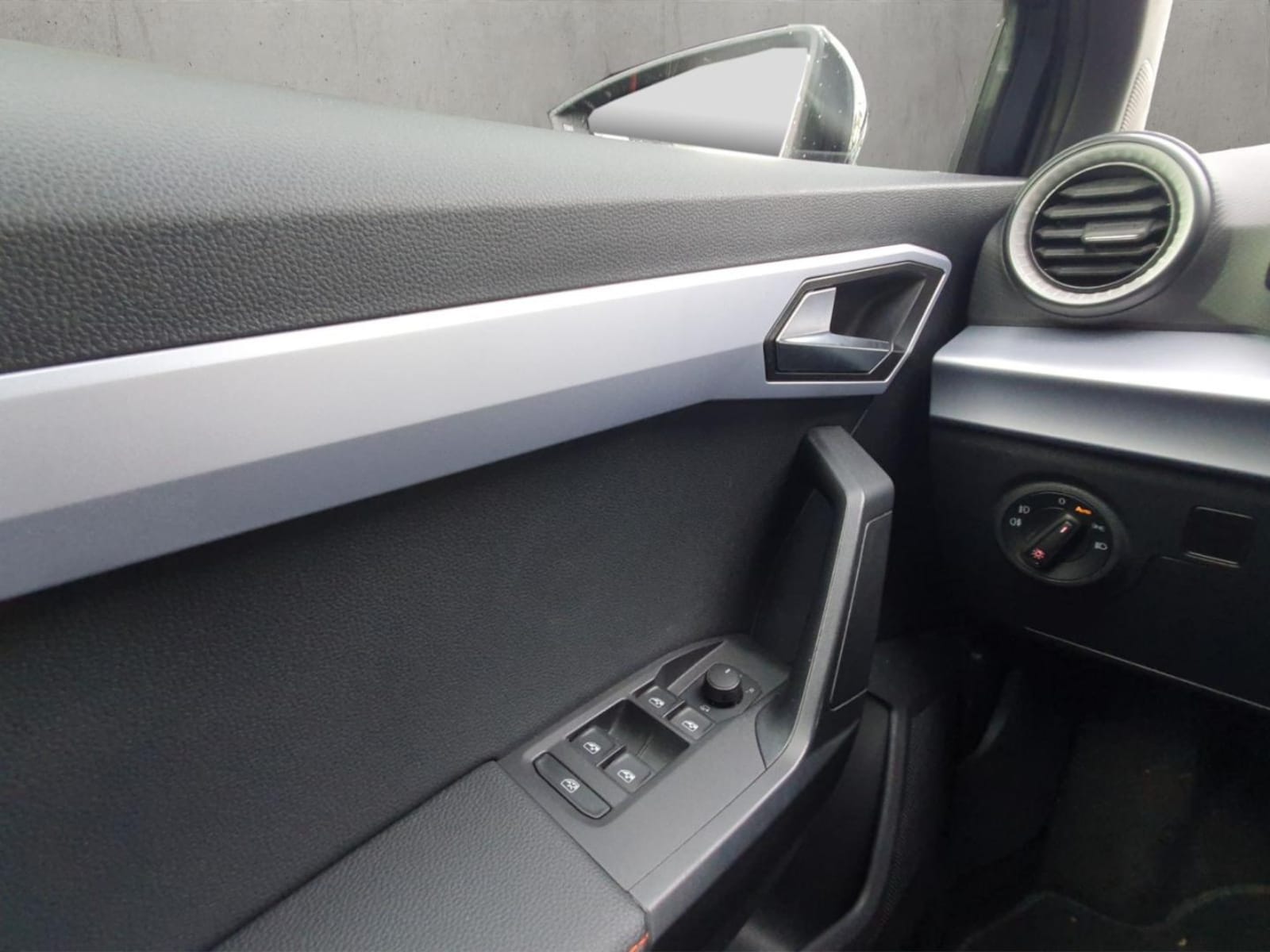 SEAT Arona – Bild 12