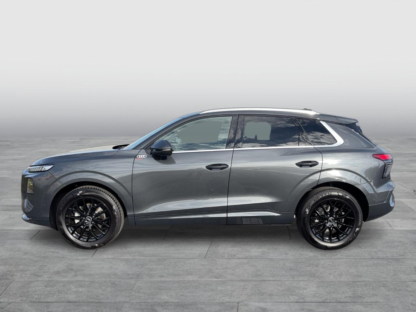 Bild über Audi Q3 SUV TFSI 110 kW S tronic - für weitere Informationen kontaktieren Sie den Audi Partner