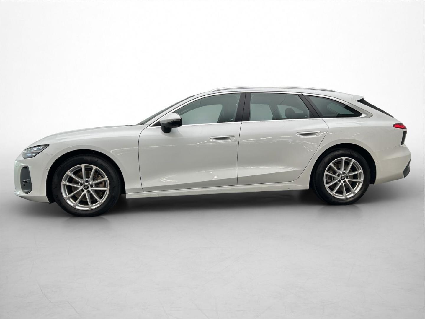 Bild über Audi A6 Avant TDI 150 kW S tronic - für weitere Informationen kontaktieren Sie den Audi Partner