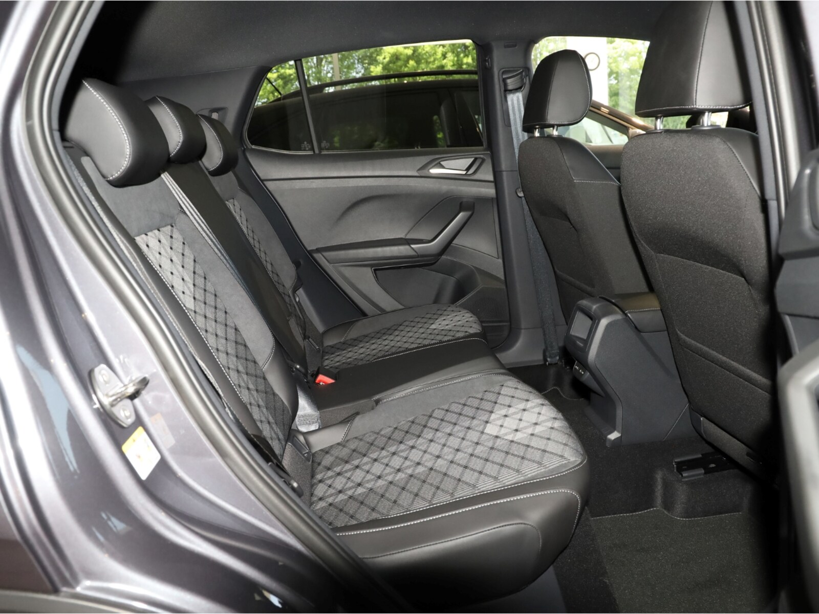 Volkswagen T-Cross – Bild 4