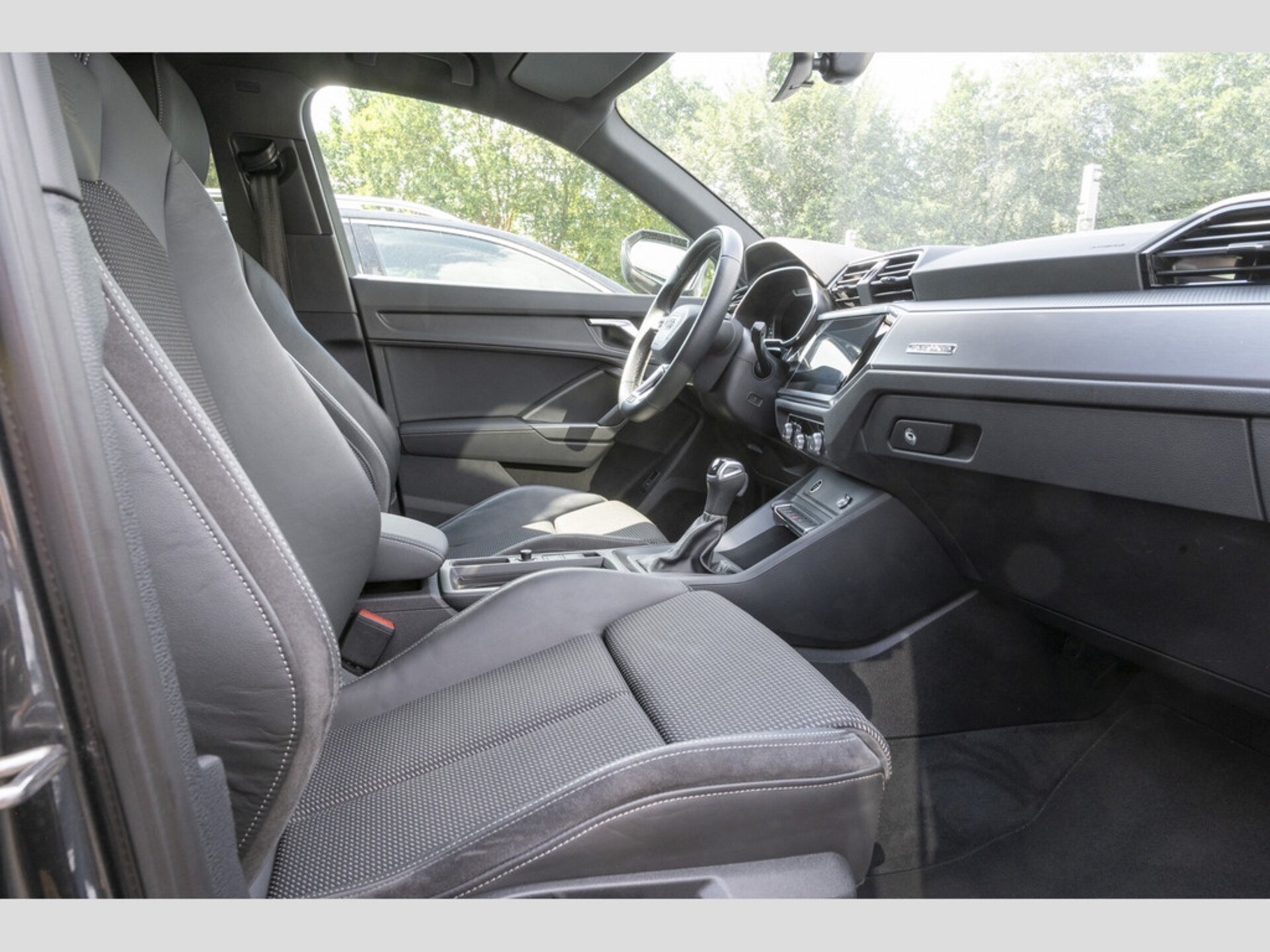 Audi Q3 SUV S line