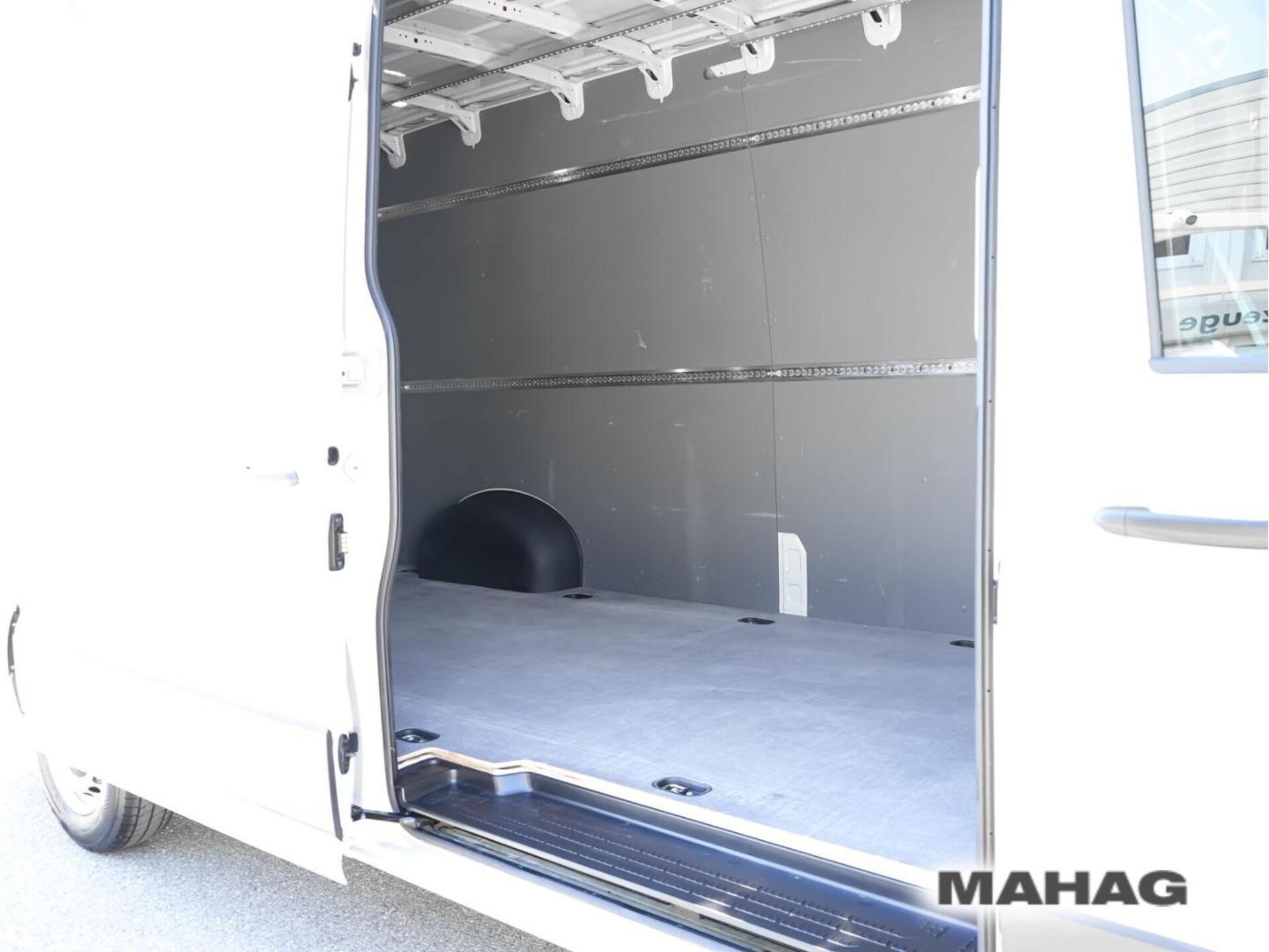 Volkswagen Crafter Kasten langer Radstand
