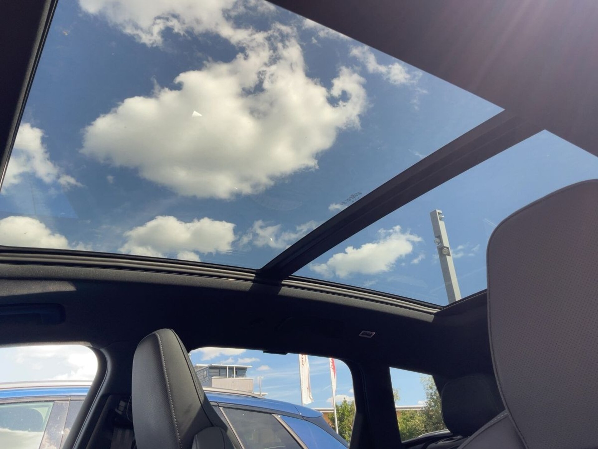 Audi SQ6 SUV e-tron