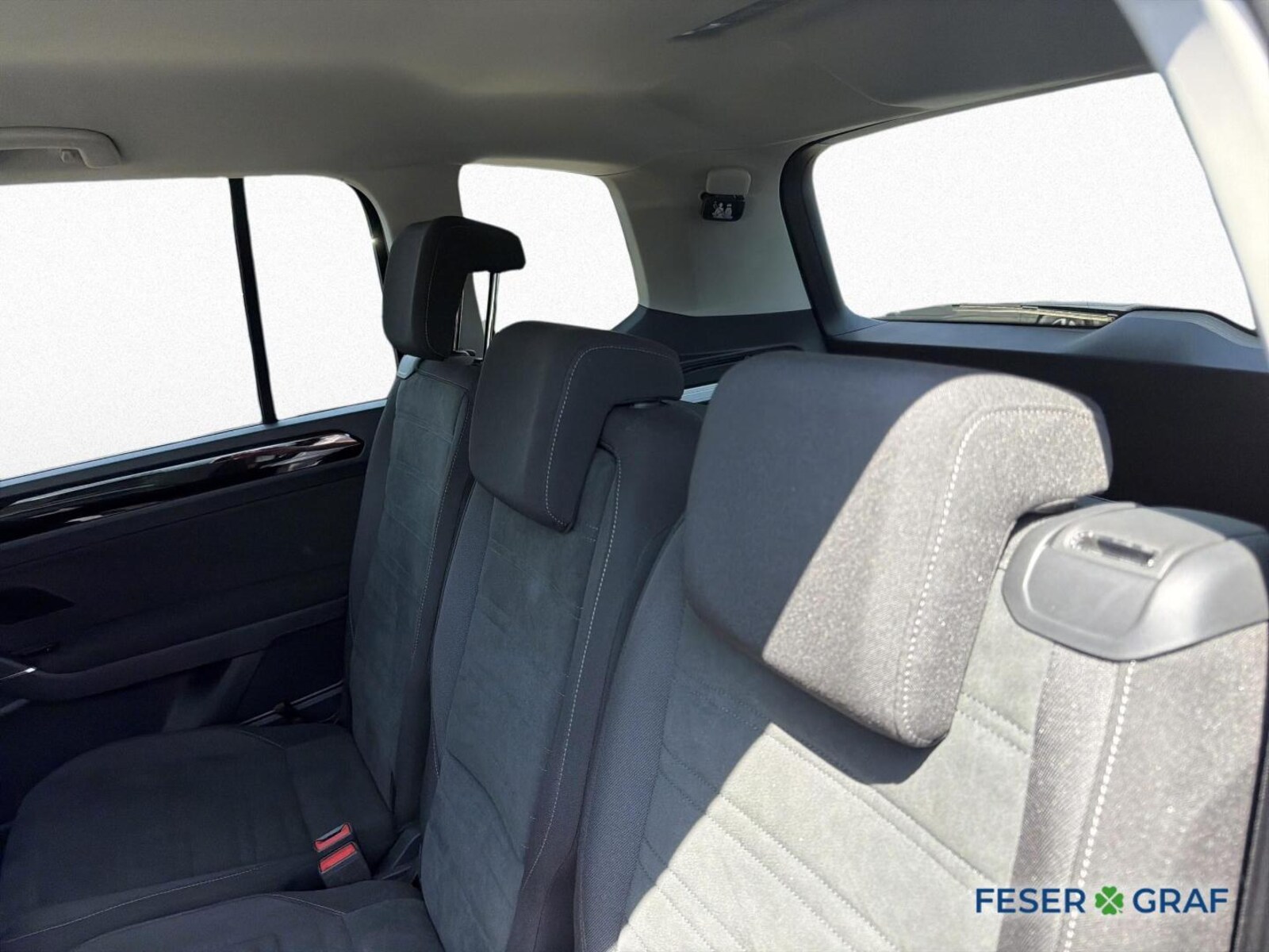 Volkswagen Touran – Bild 13