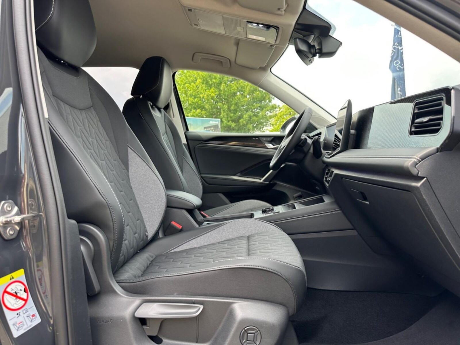 Volkswagen Tiguan – Bild 9