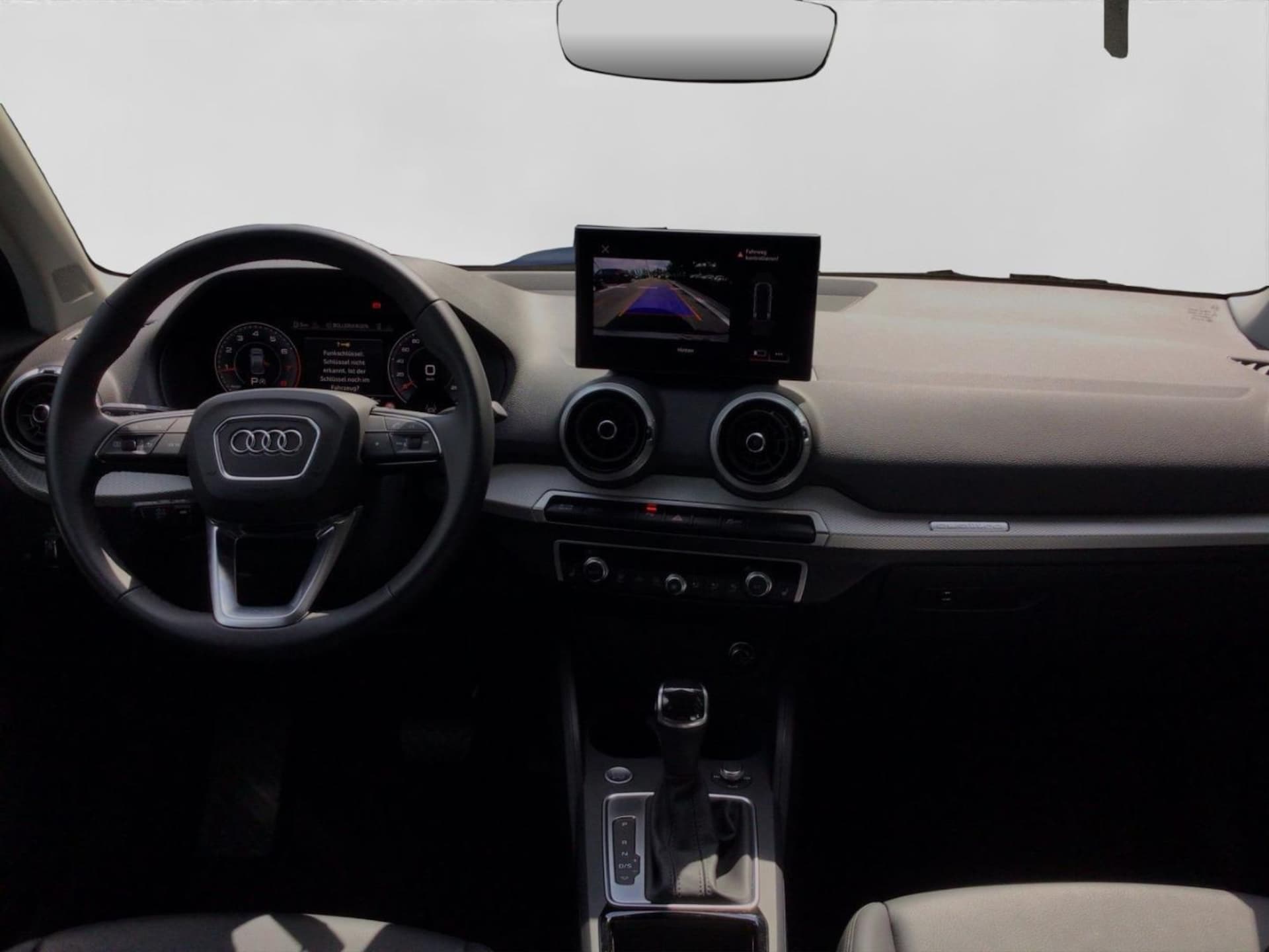 Audi Q2 S line