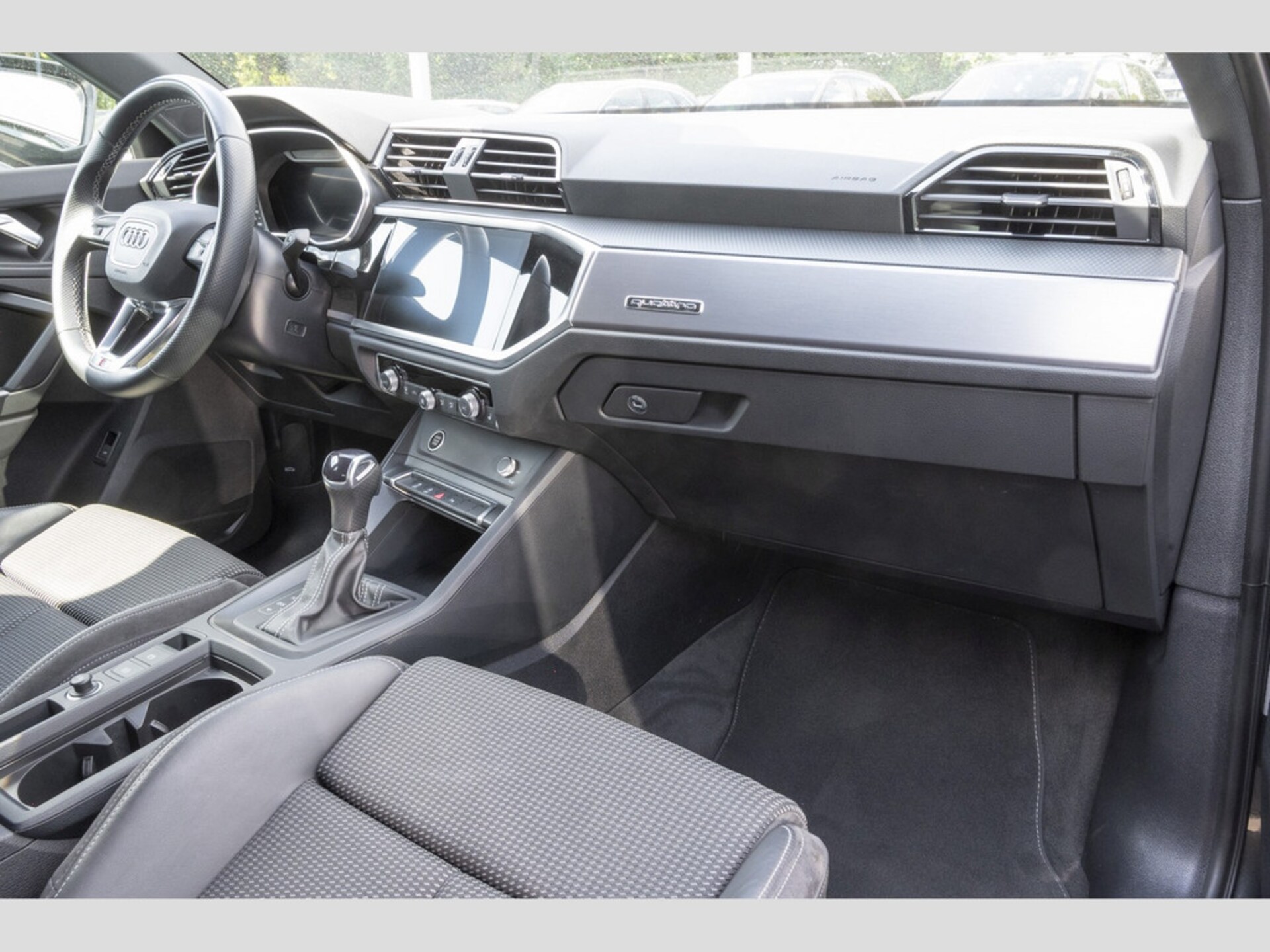 Audi Q3 SUV S line