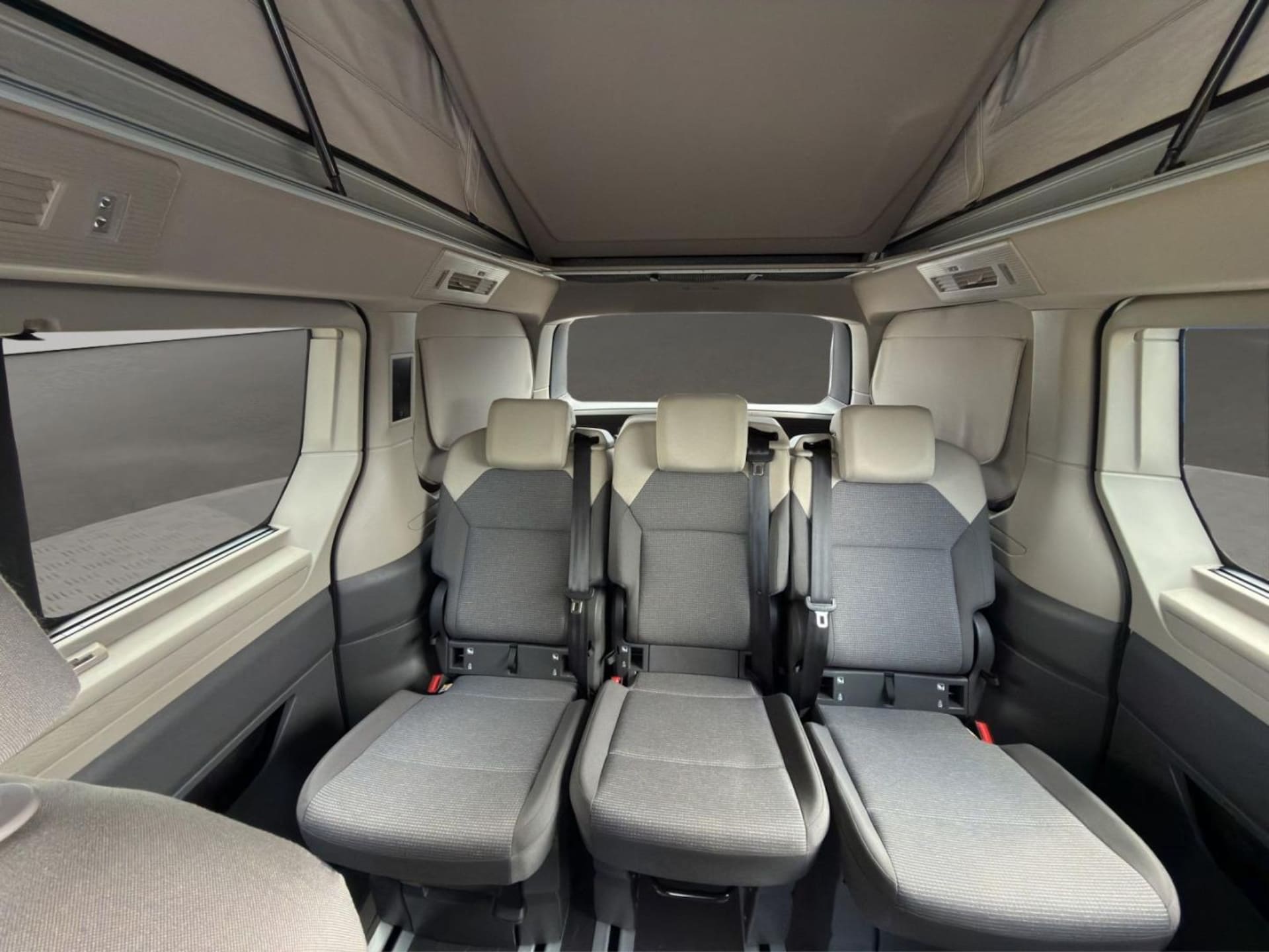 Volkswagen California Beach Camper